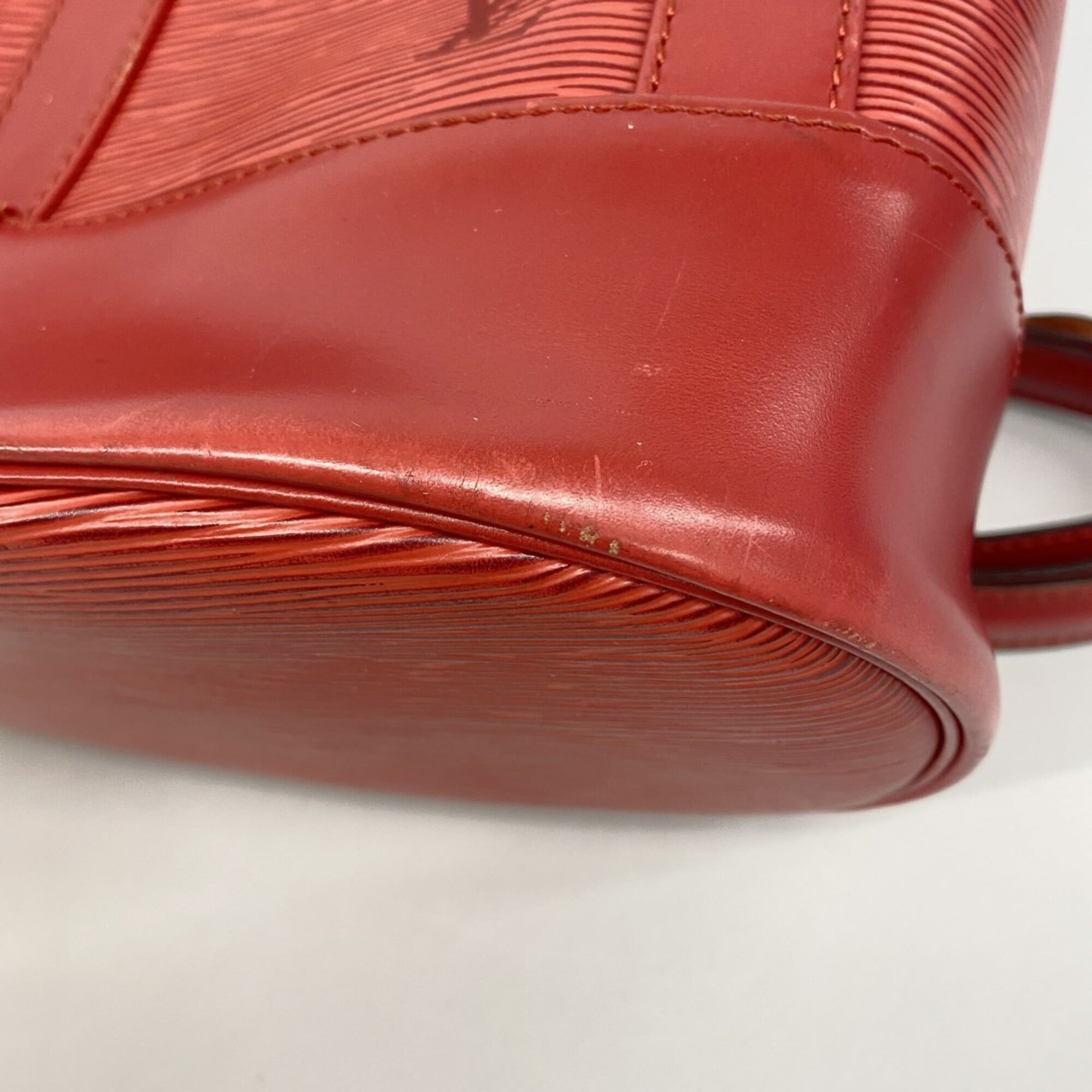 Louis Vuitton Castilian Red Shoulder Bag (Pre-Owned)