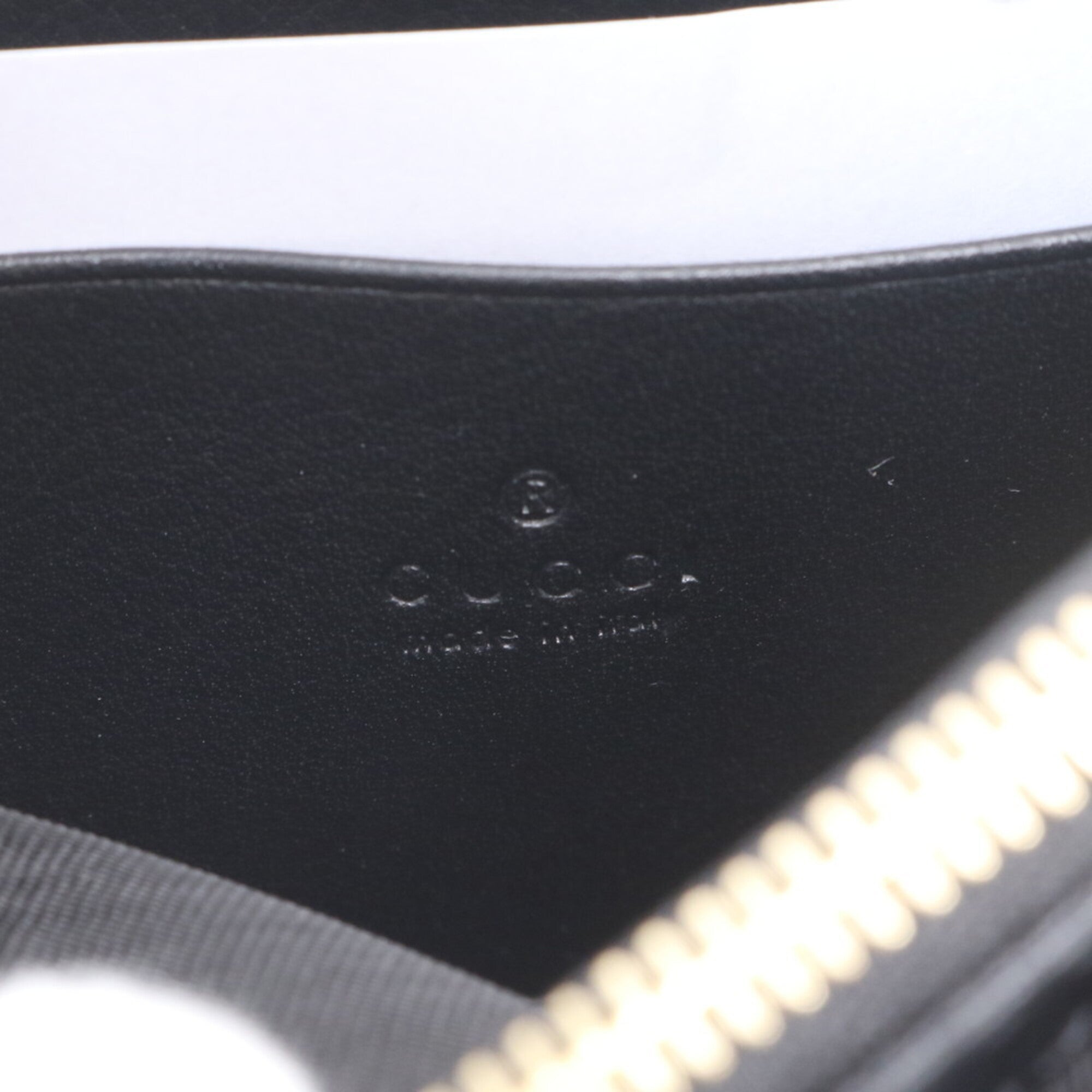 Gucci Black Leather Chain/Shoulder Wallet (Pre-Owned)