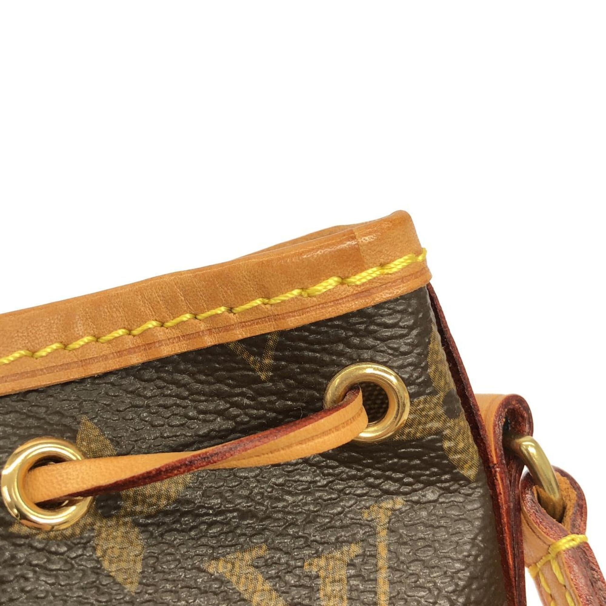 Louis Vuitton Marron Coated Canvas Shoulder Bag (Pre-Owned)