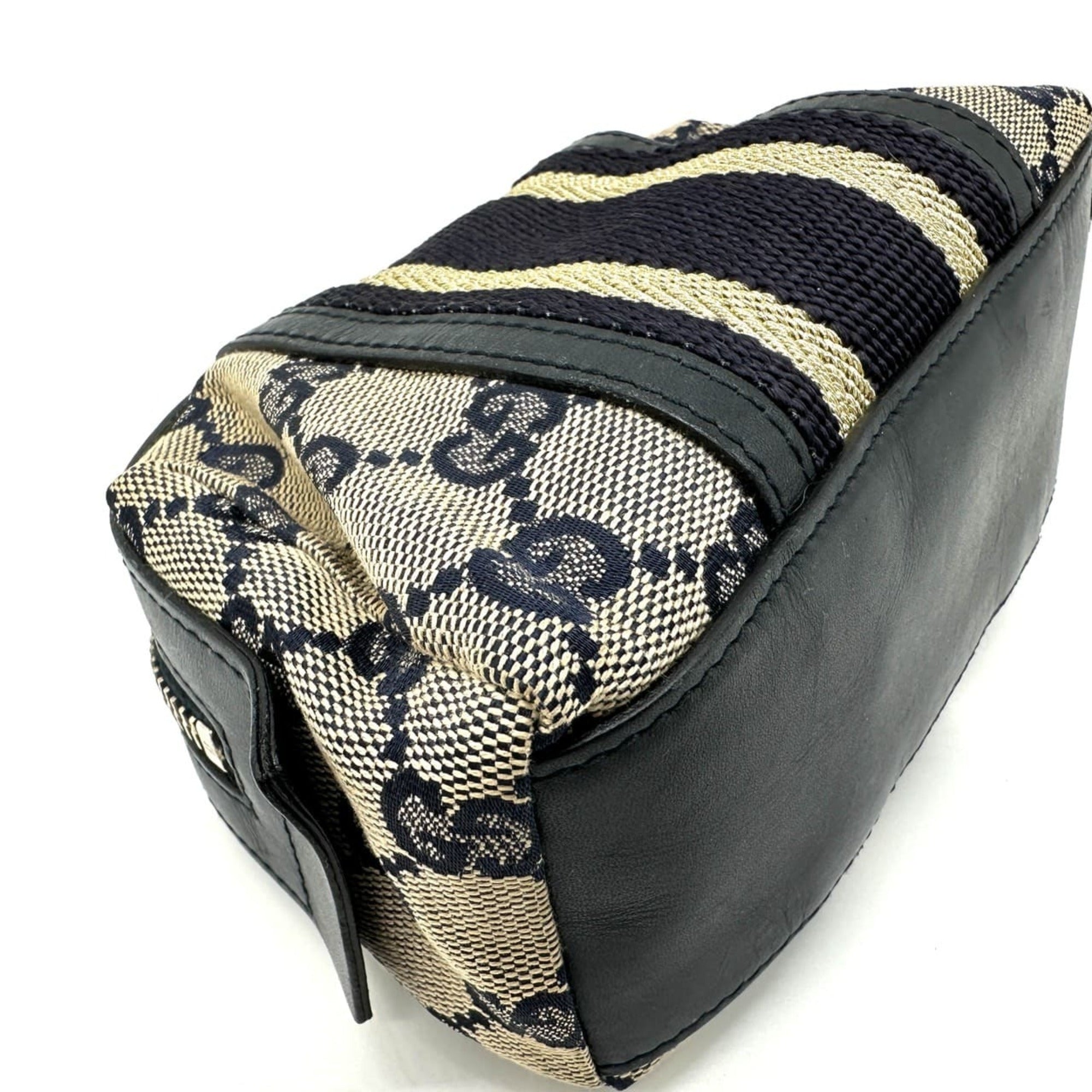 Gucci Navy Gg Canvas Pouch (Pre-Owned)