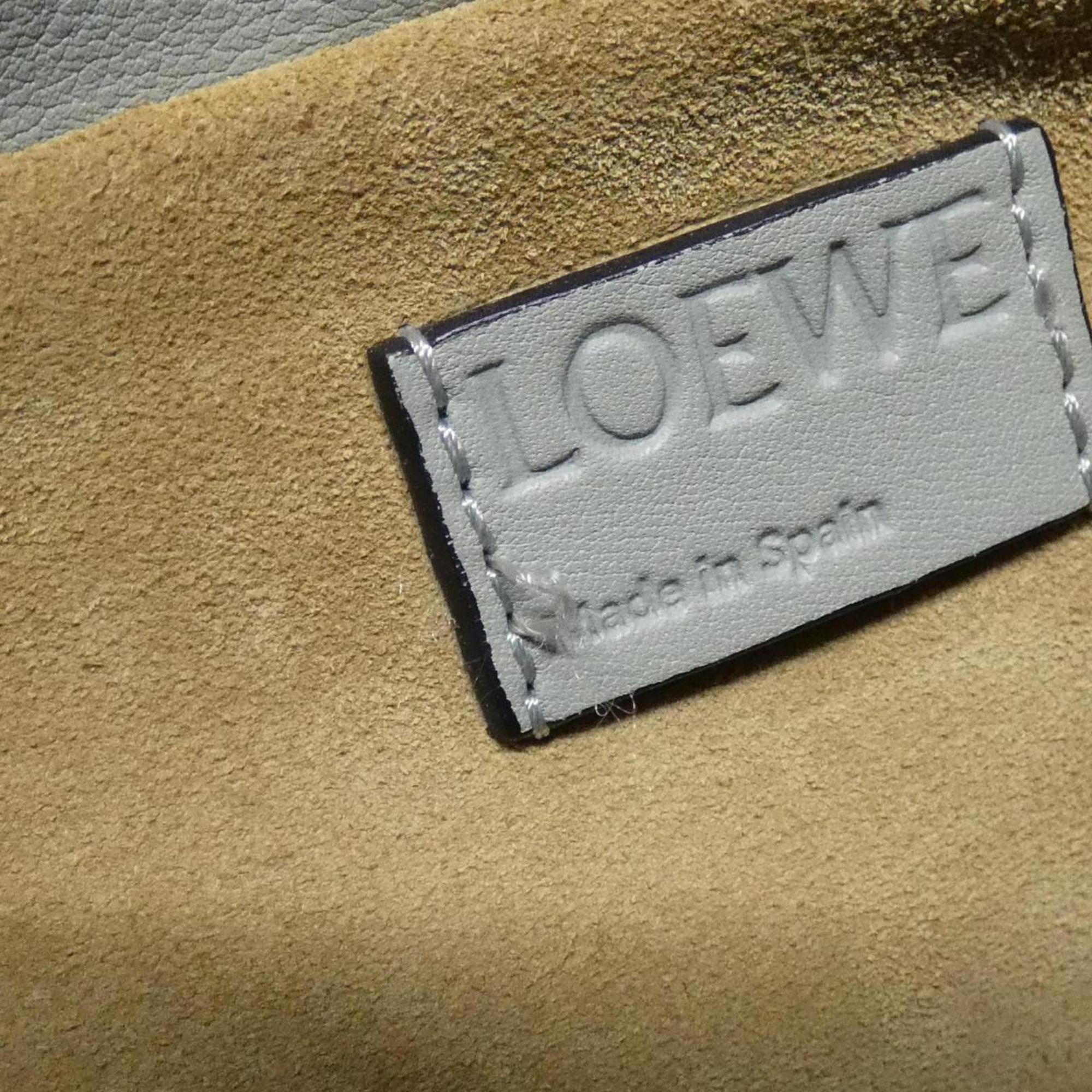 Loewe Gray Leather Handbag (Pre-Owned)
