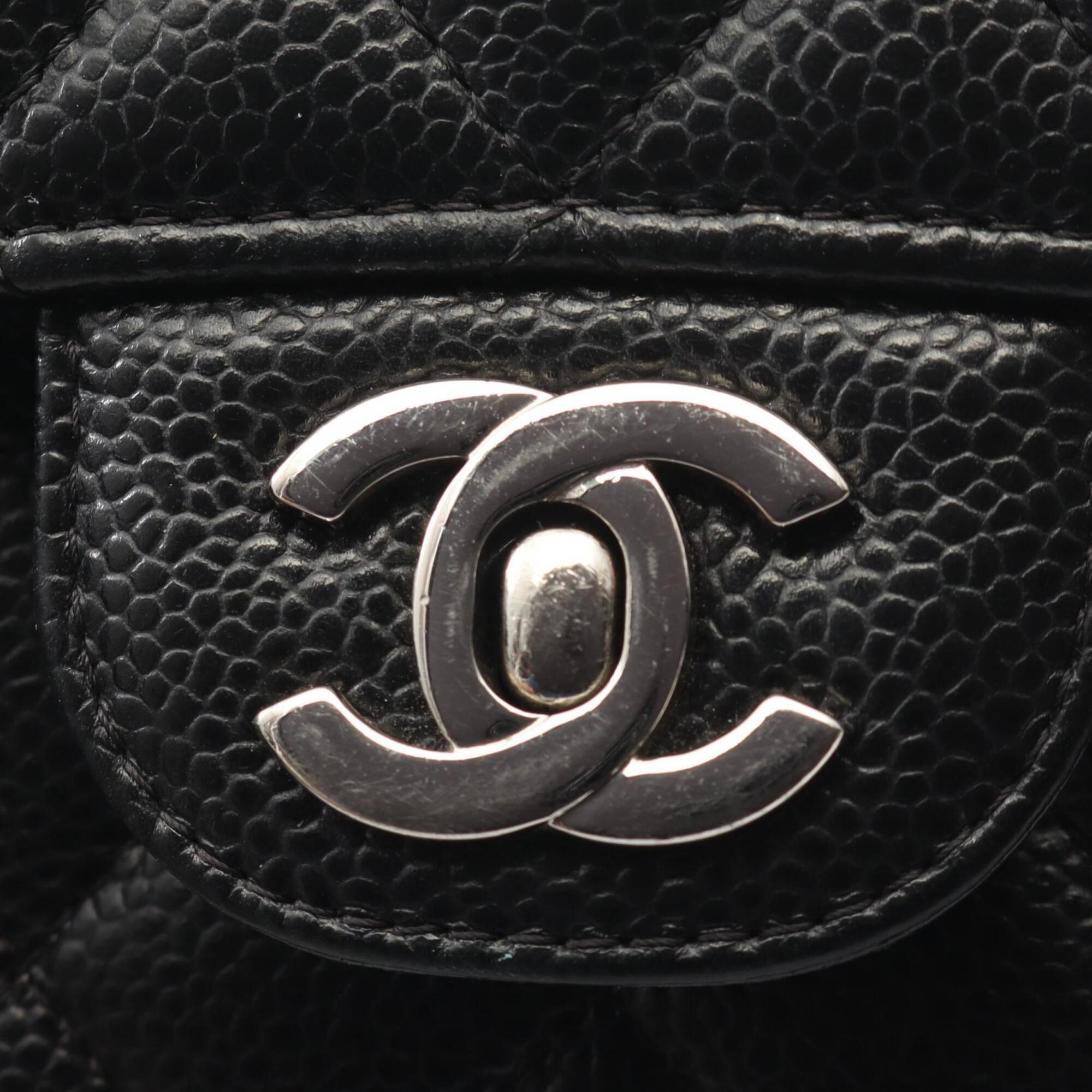 Chanel Black Grained Calfskin Handbag Shoulder Bag (Pre-Owned)