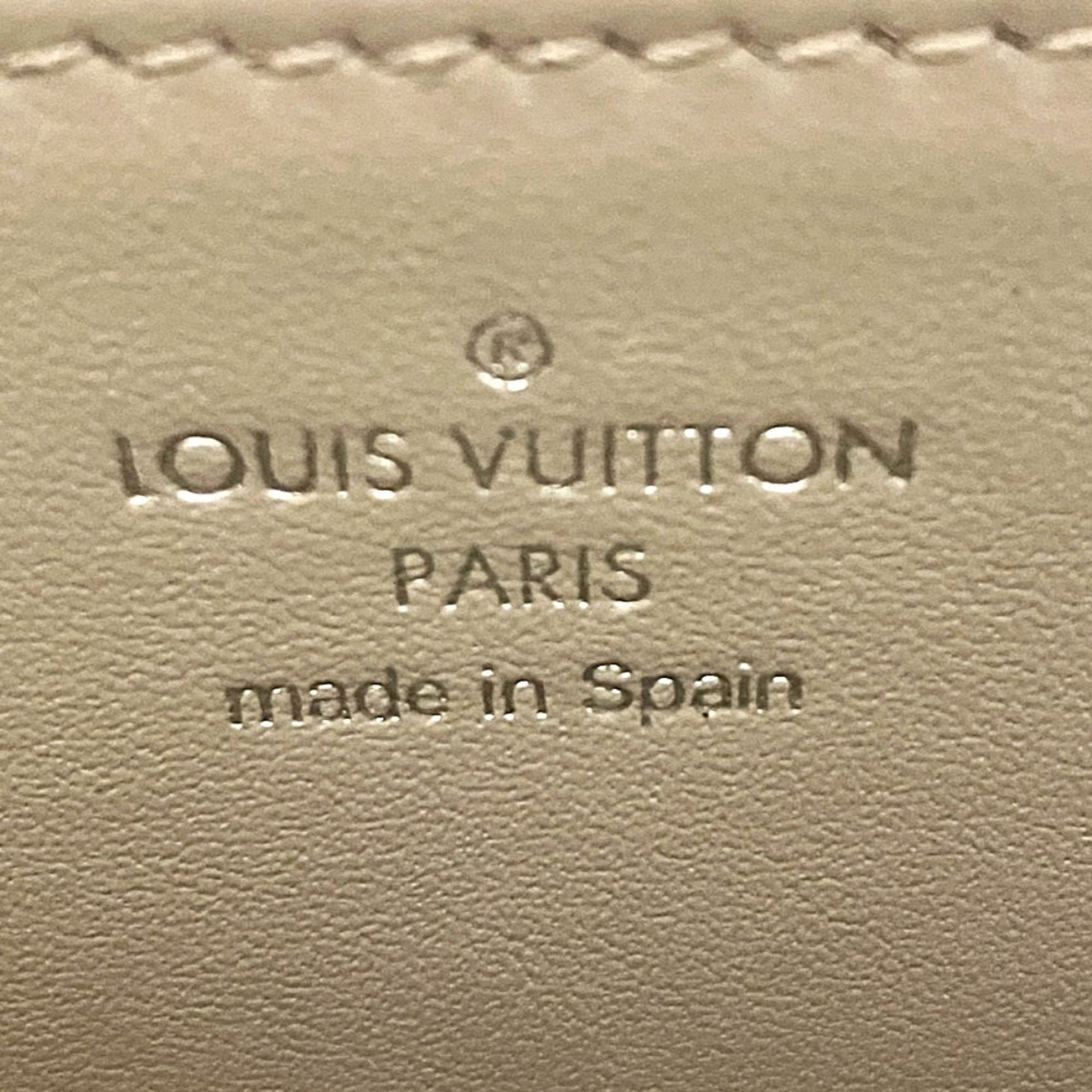 Louis Vuitton Mahina Beige Leather Long Wallet (Bi-Fold) (Pre-Owned)
