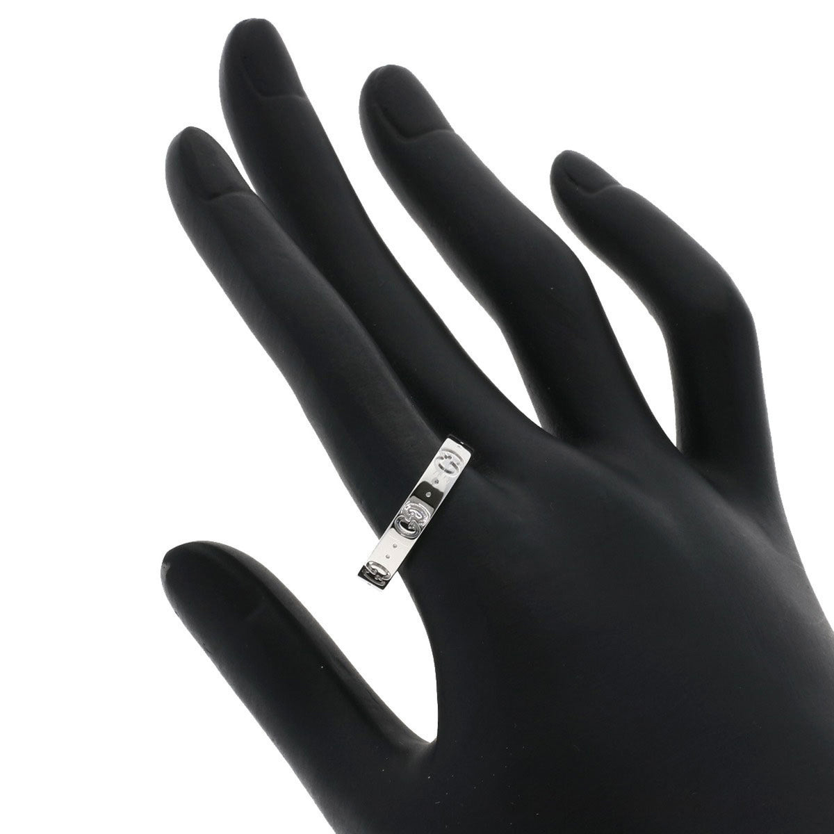 Gucci Silver White Gold (18K) Band Ring (Pre-Owned)