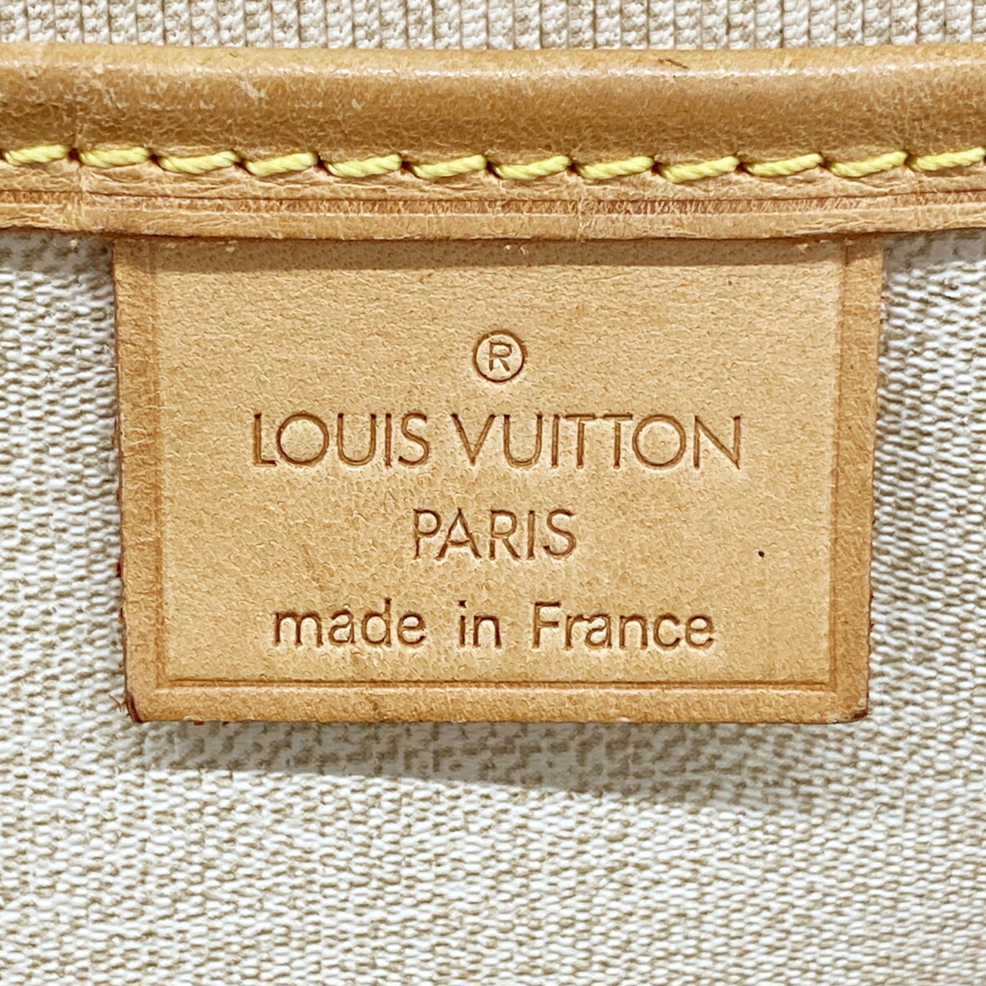 Louis Vuitton Brown Handbag (Pre-Owned)