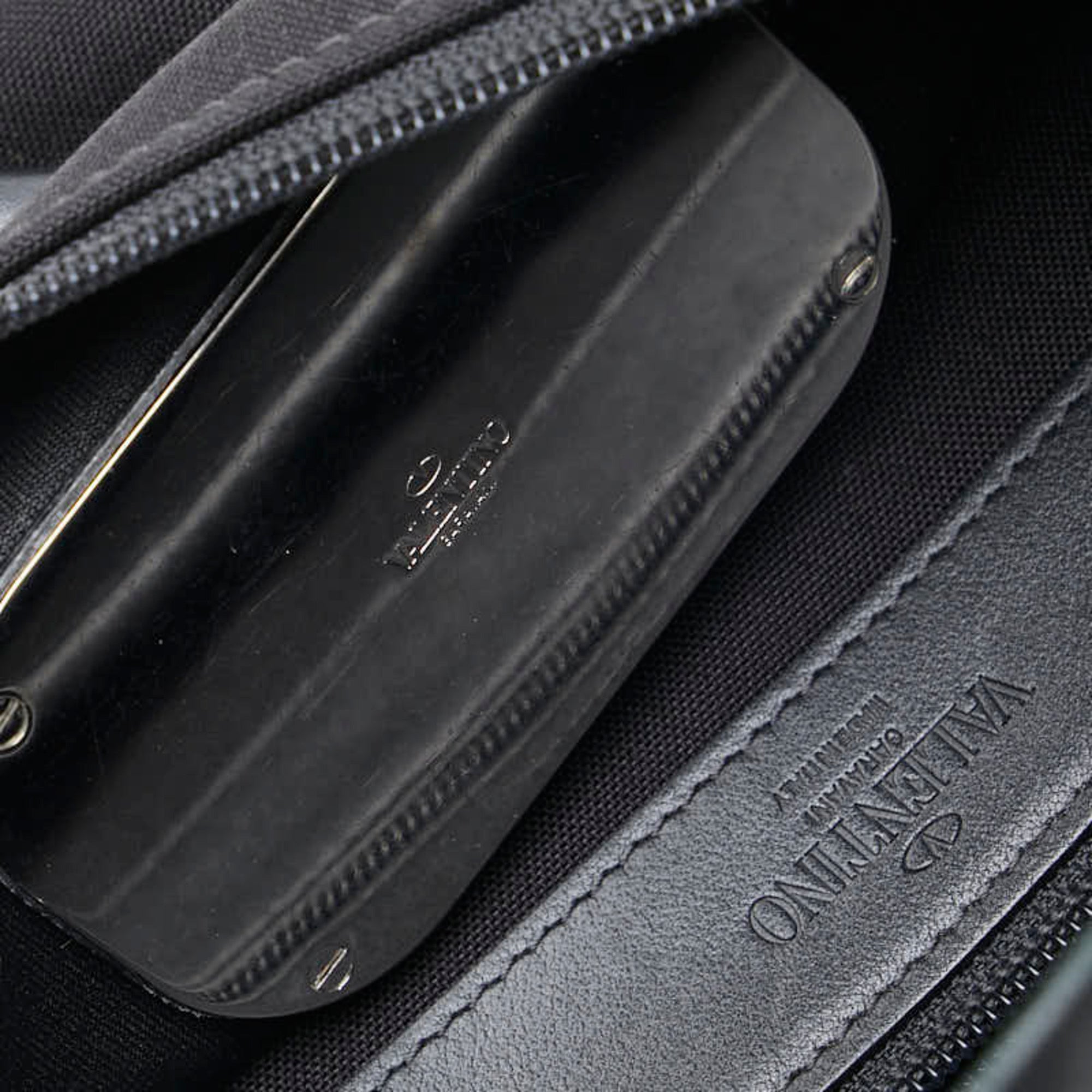 Valentino Black Canvas Leather Shoulder Bag (Pre-Owned)