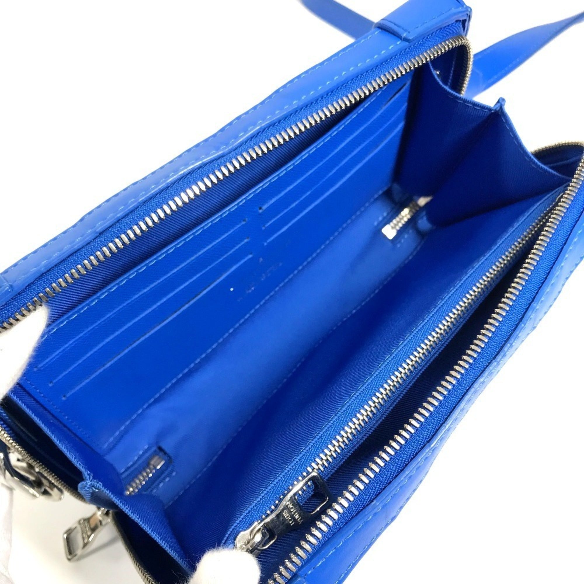 Louis Vuitton Blue White Leather Clutch Bag Pochette Shoulder Bag (Pre-Owned)