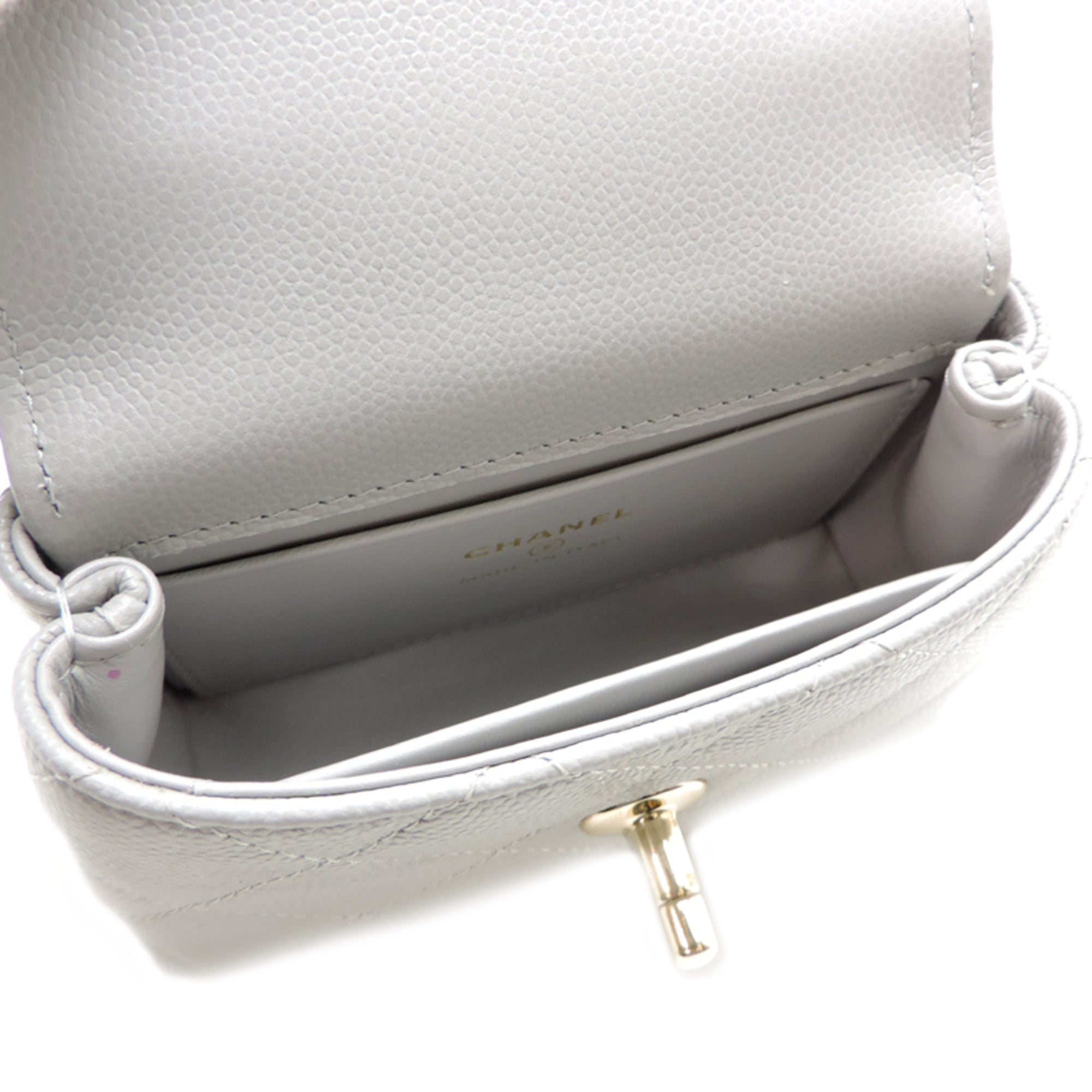 Chanel Gray Grained Calfskin Handbag (Pre-Owned)