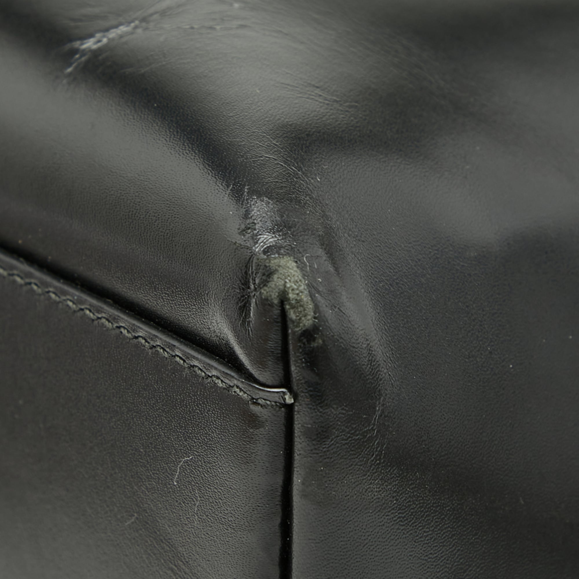 Prada Black Leather Handbag Pouch Tote Bag (Pre-Owned)