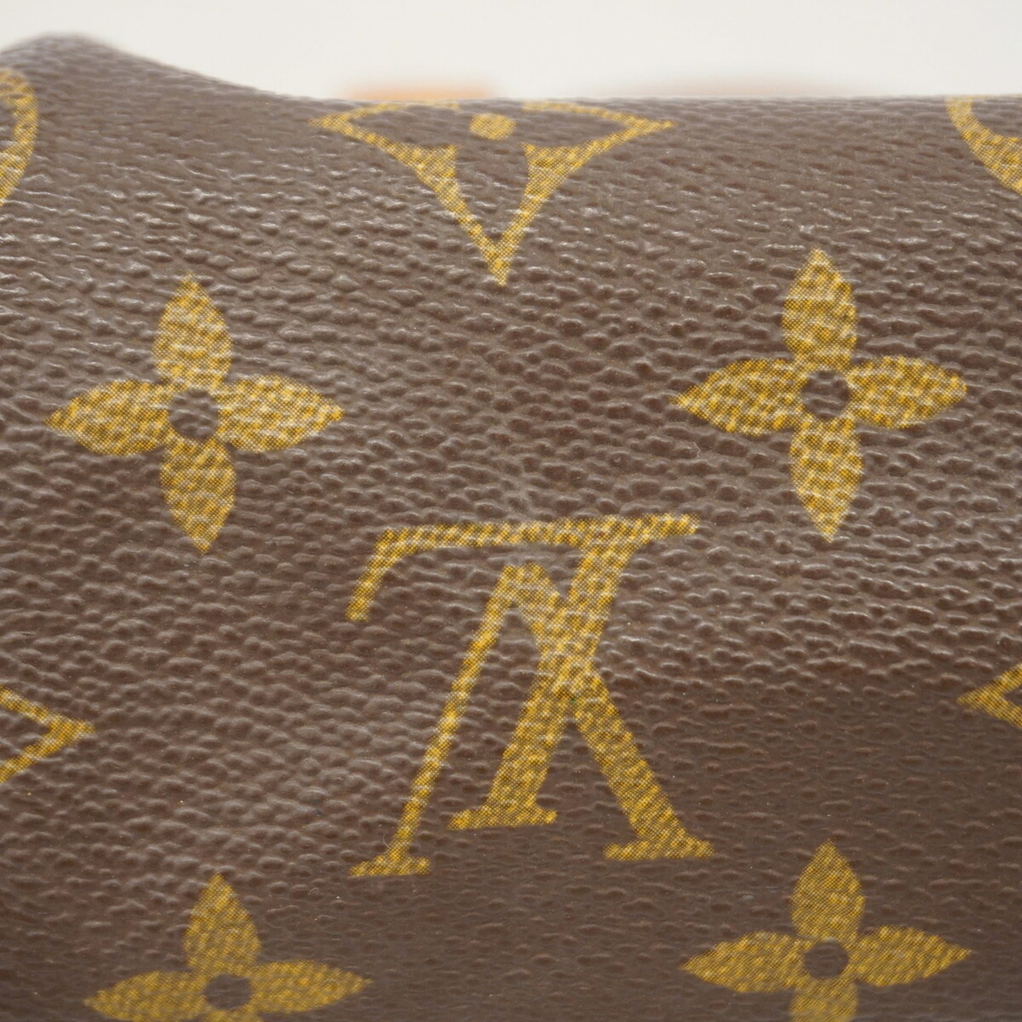 Louis Vuitton Brown Handbag (Pre-Owned)