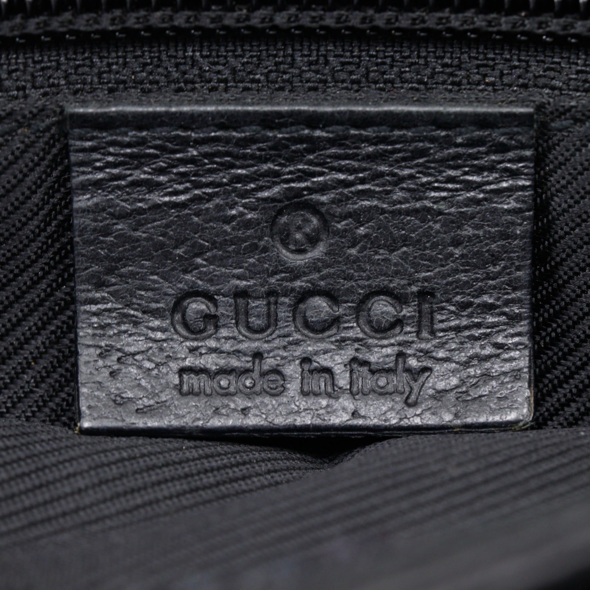Gucci Gg Canvas Black Gg Canvas Shoulder Bag (Pre-Owned)