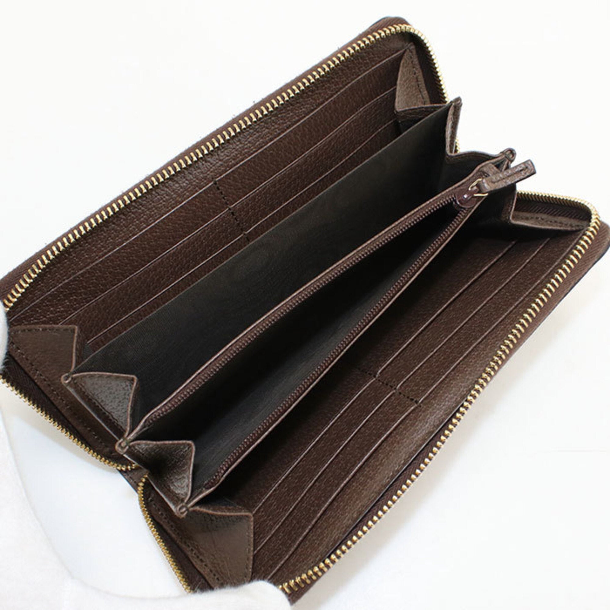 Gucci Beige Gg Supreme Leather Long Wallet (Bi-Fold) (Pre-Owned)