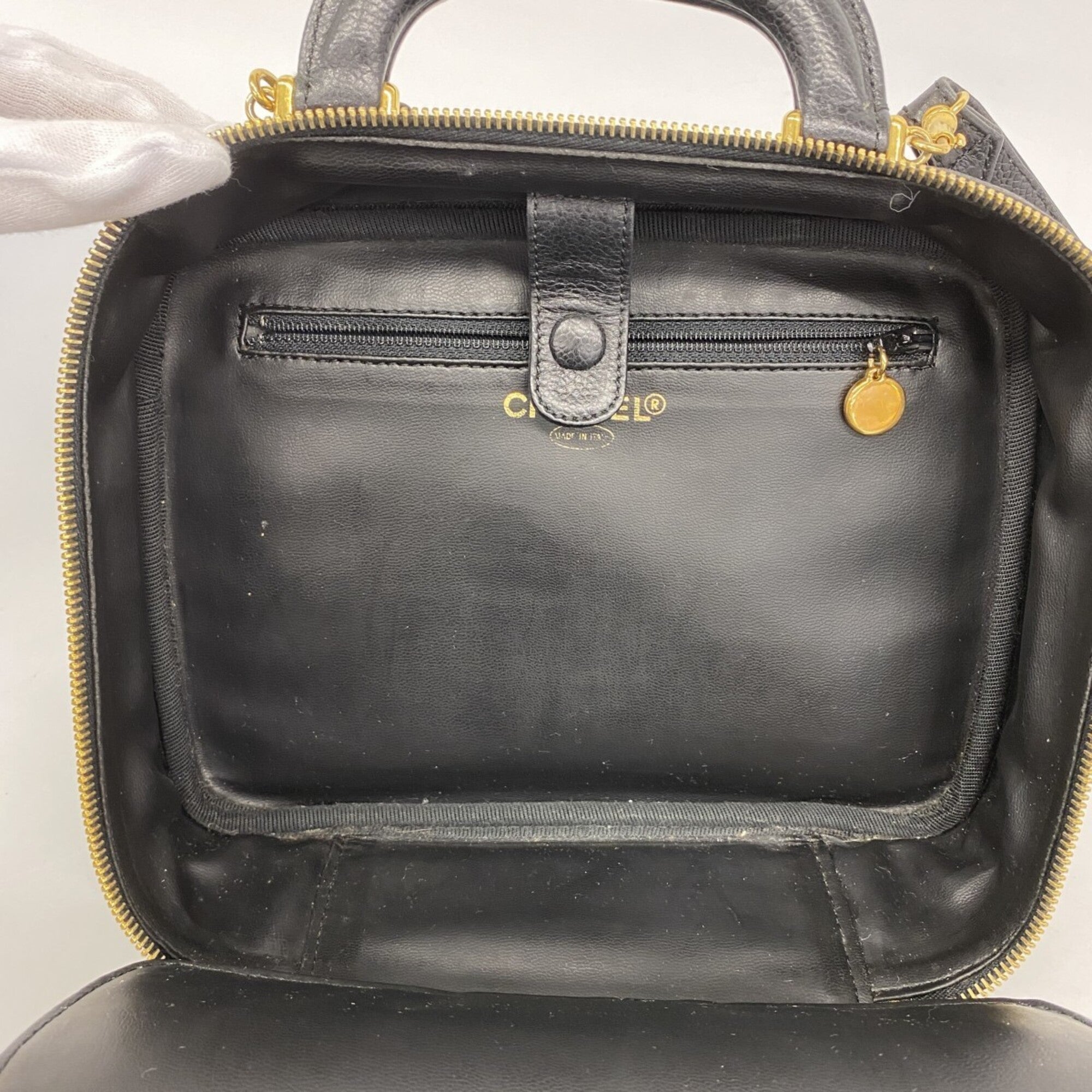 Chanel Black Grained Calfskin Vanity Bag (Pre-Owned)