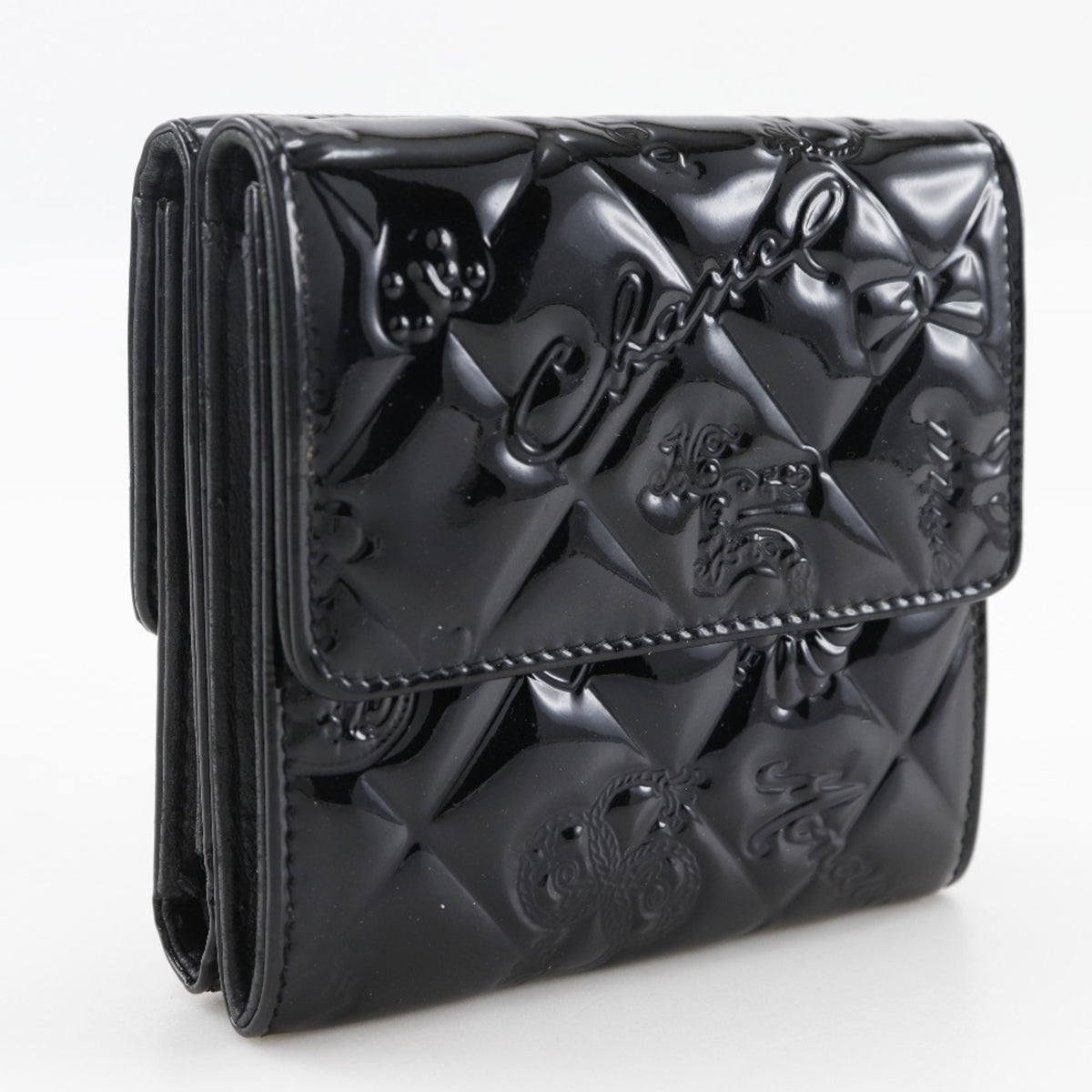 Chanel Black Patent Leather Wallet (Tri-Fold) (Pre-Owned)