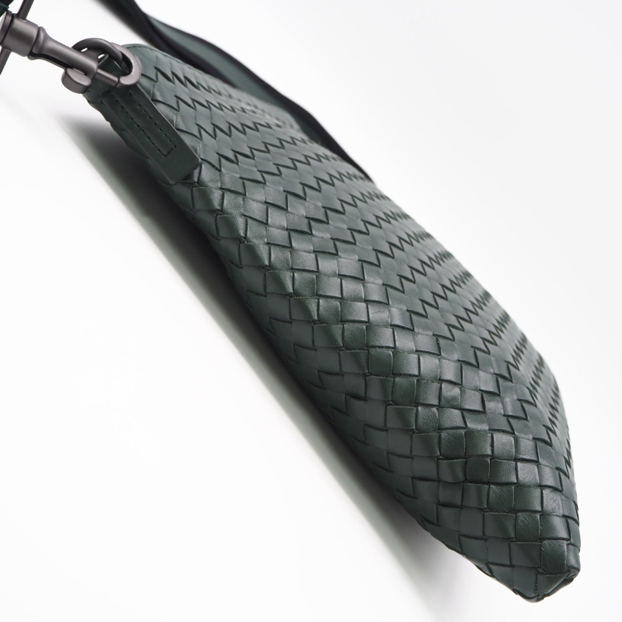 Bottega Veneta Intrecciato Black Green Leather Shoulder Bag (Pre-Owned)