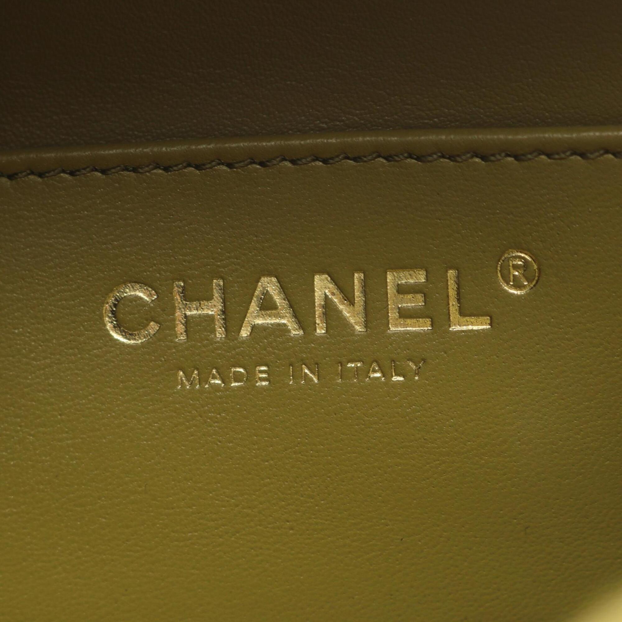 Chanel Khaki Leather Handbag Shoulder Bag (Pre-Owned)