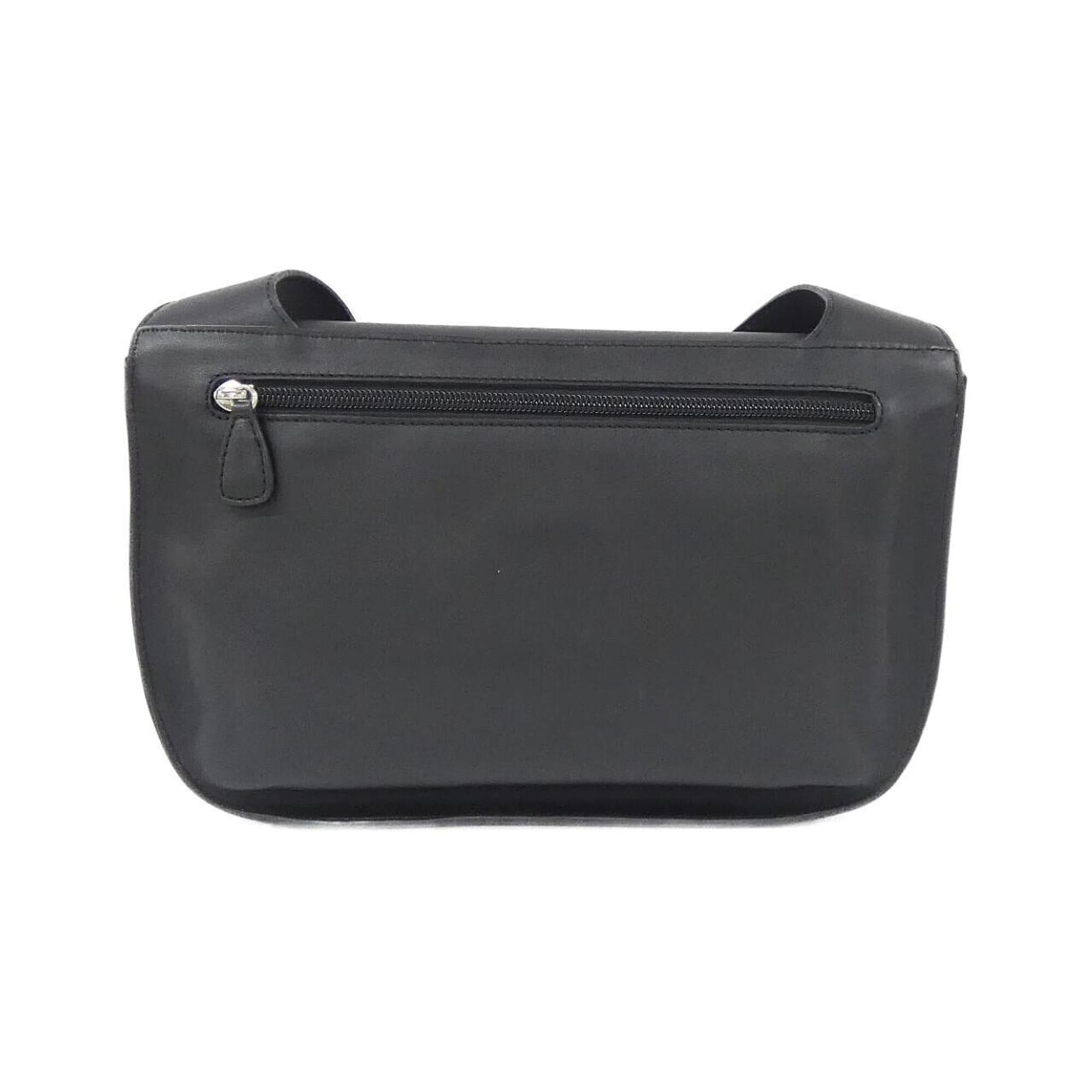 Loewe Black Leather Shoulder Bag (Pre-Owned)