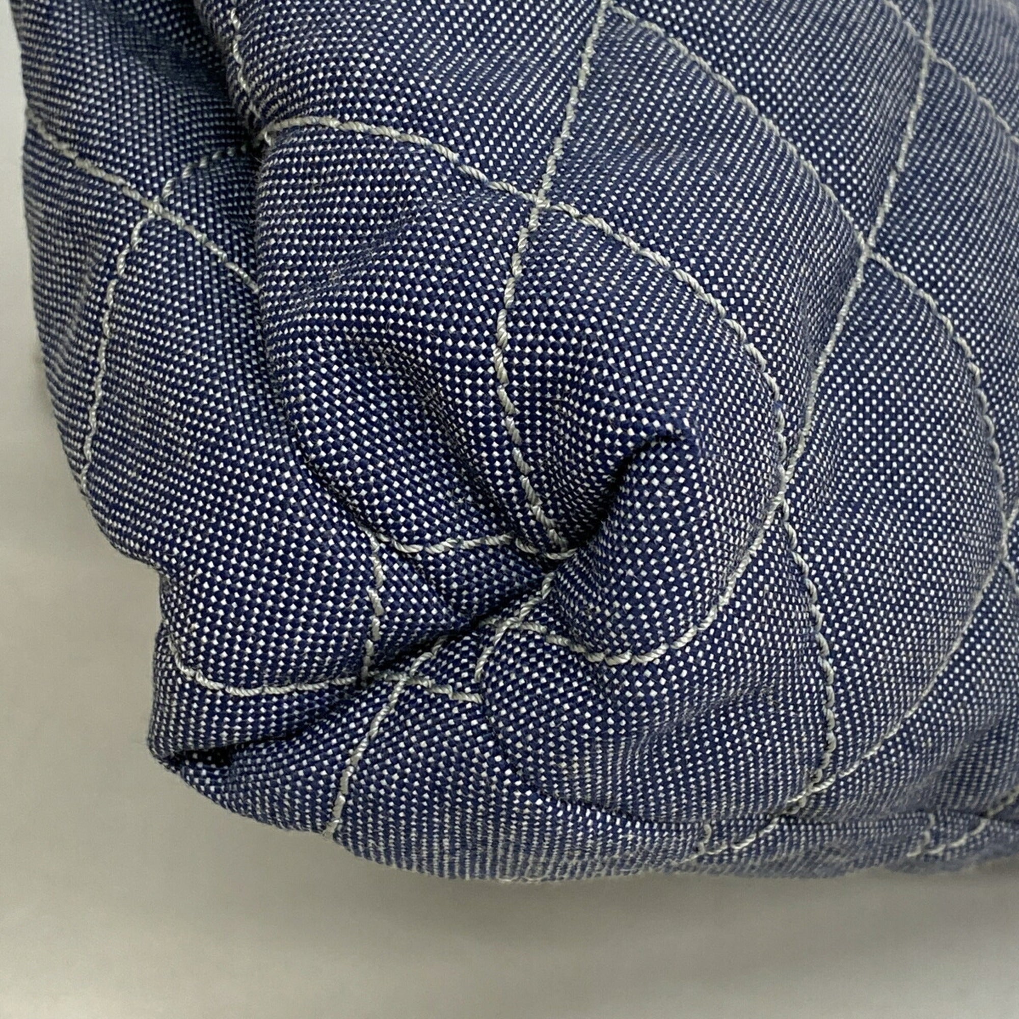 Chanel Navy Canvas Tote Bag (Pre-Owned)