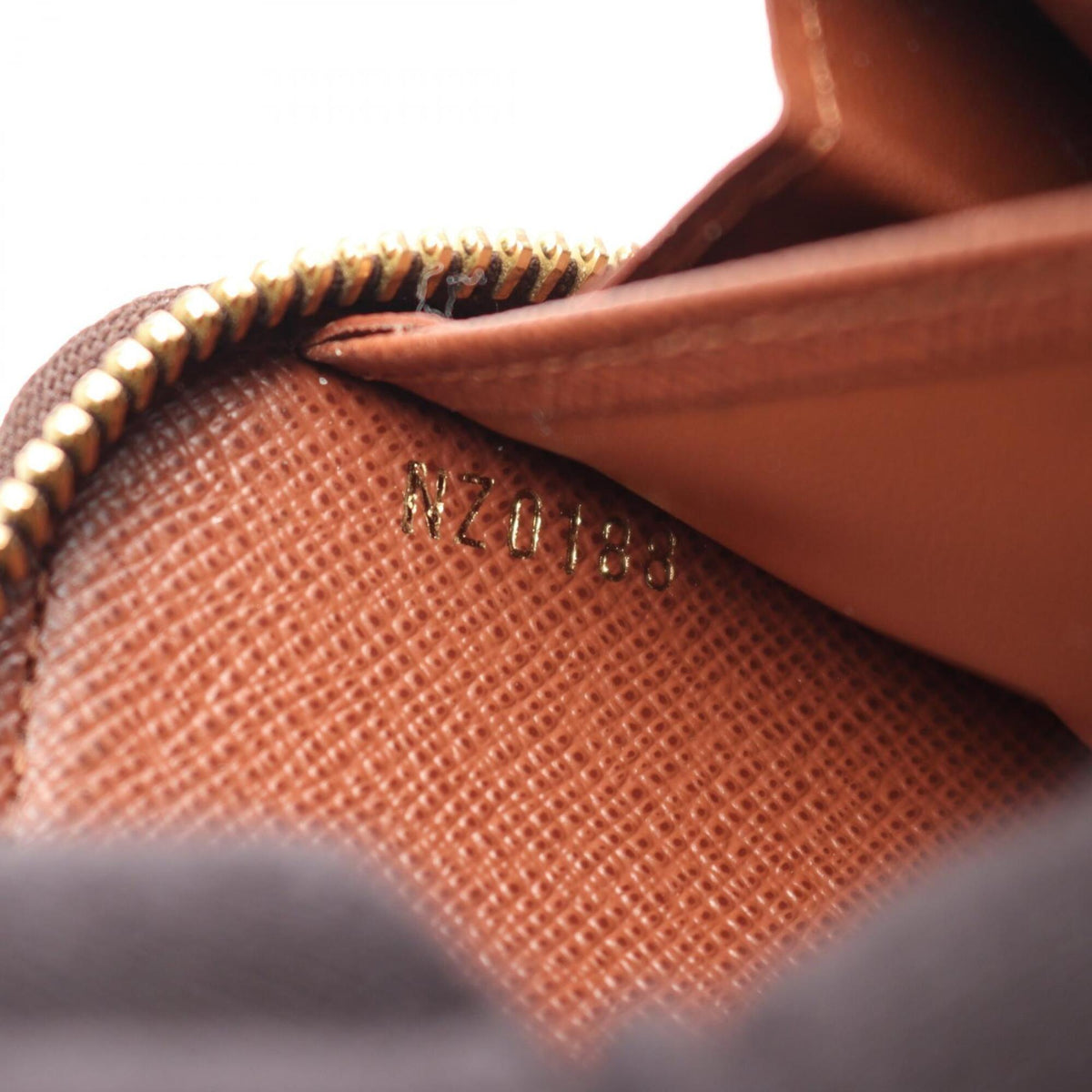 Louis Vuitton Brown Monogram Monogram Long Wallet (Bi-Fold) (Pre-Owned)