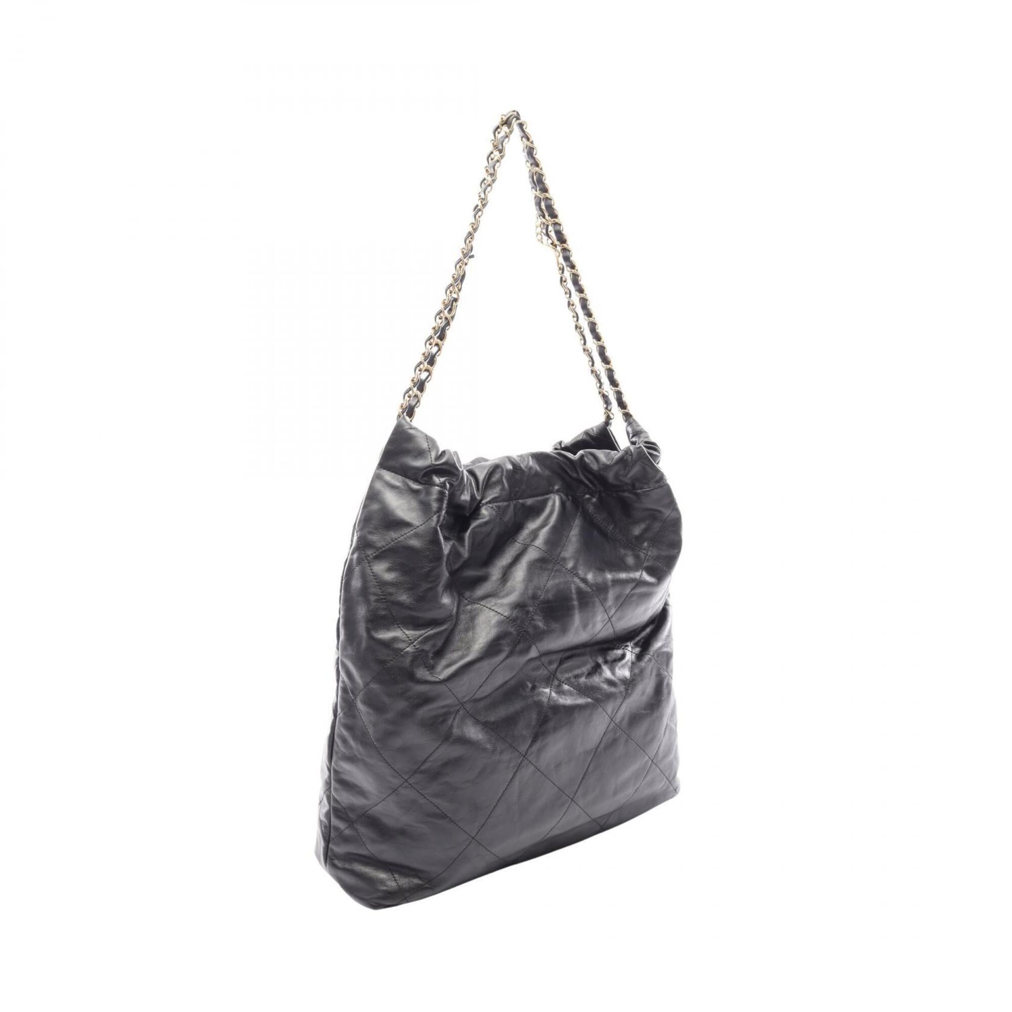 Chanel Black Leather Handbag Shoulder Bag (Pre-Owned)
