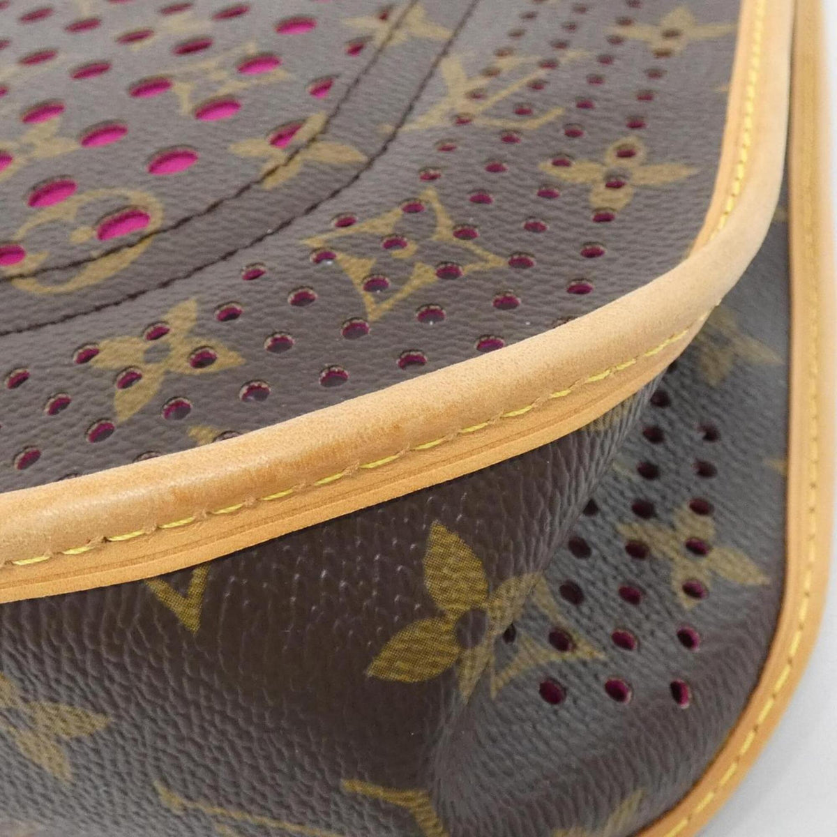 Louis Vuitton Fuchsia Marron Coated Canvas Shoulder Bag (Pre-Owned)