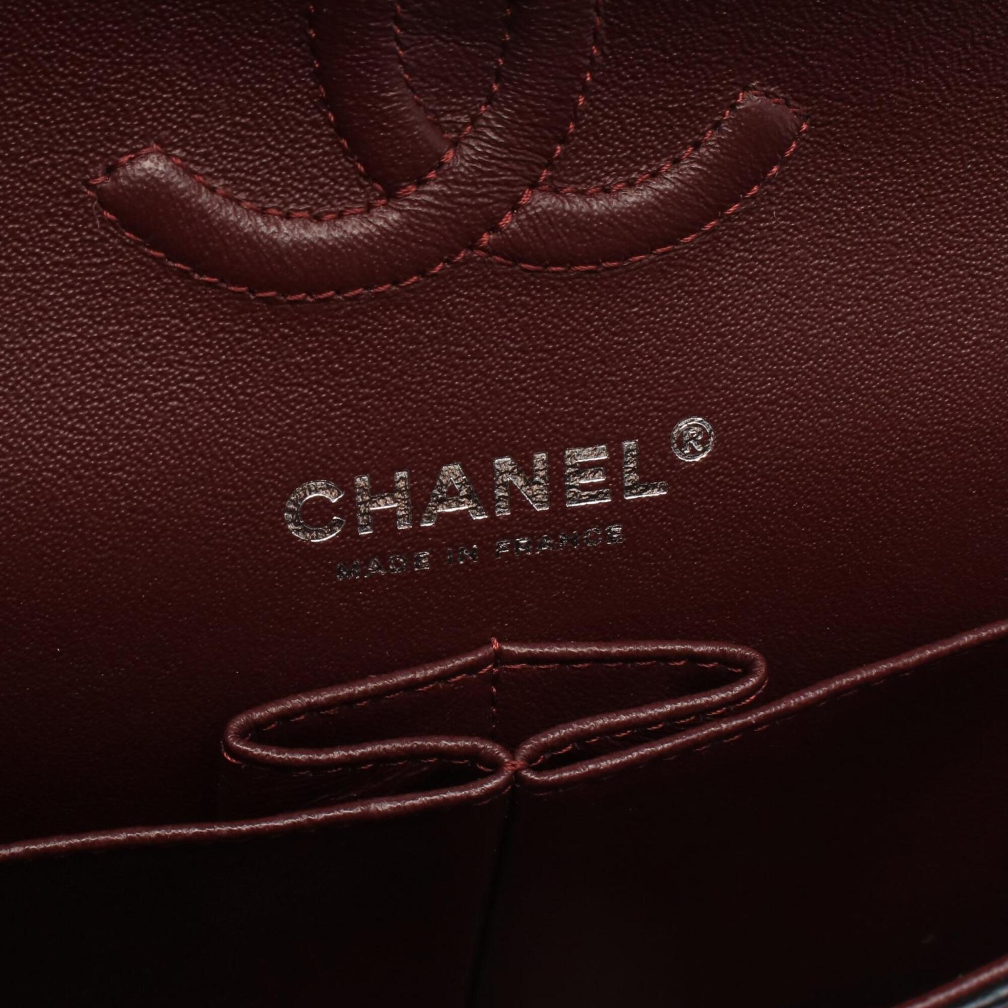 Chanel Black Leather Handbag Shoulder Bag (Pre-Owned)