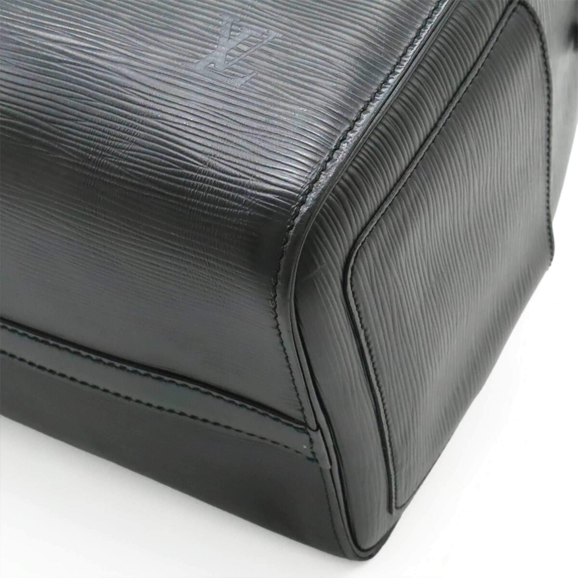 Louis Vuitton Black Noir Epi Leather Boston Bag Handbag (Pre-Owned)