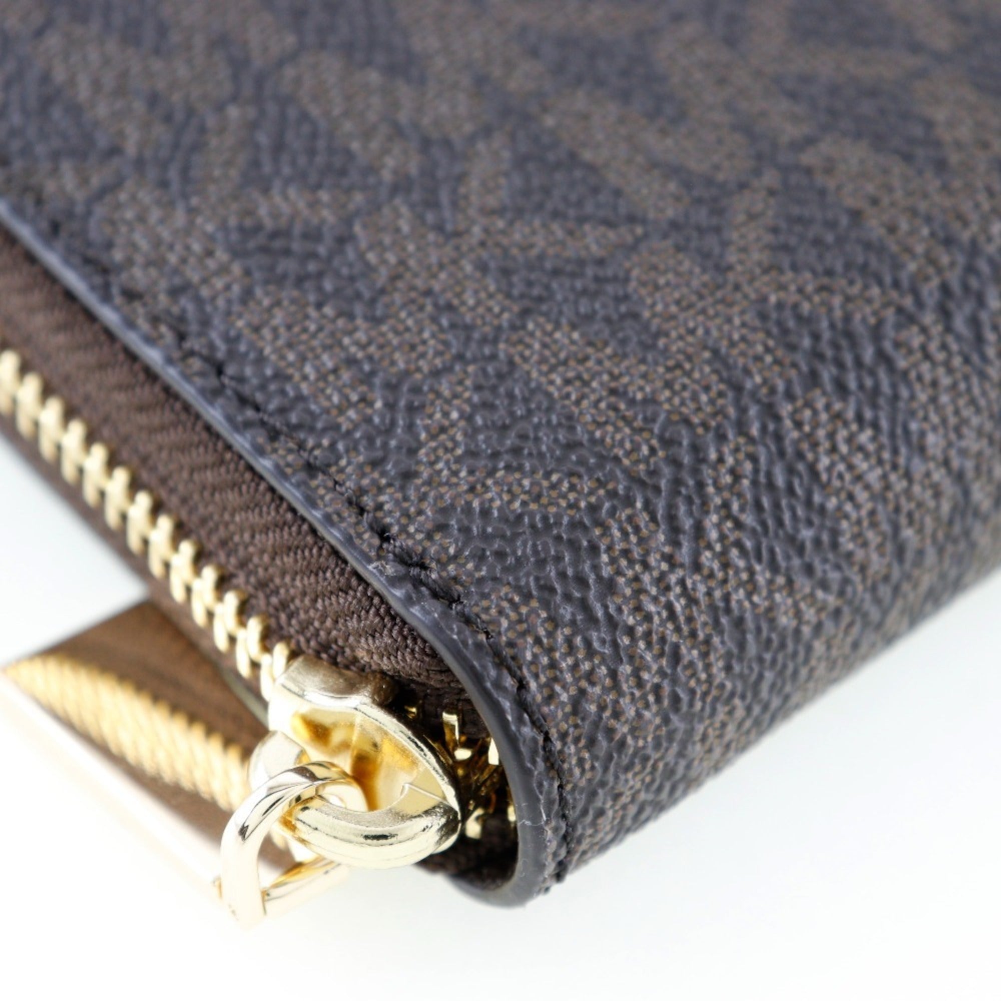 Michael Kors Brown Leather Long Wallet (Bi-Fold) (Pre-Owned)