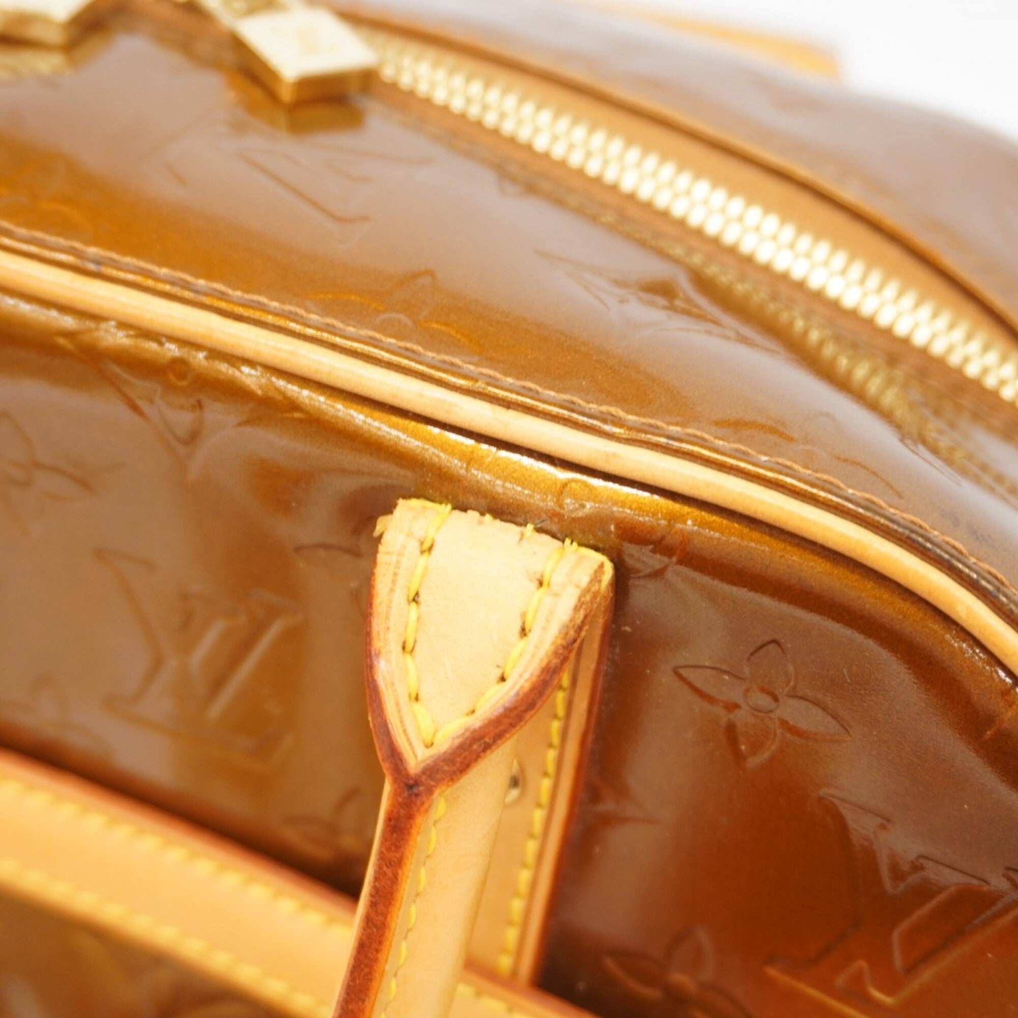 Louis Vuitton Bronze Handbag (Pre-Owned)