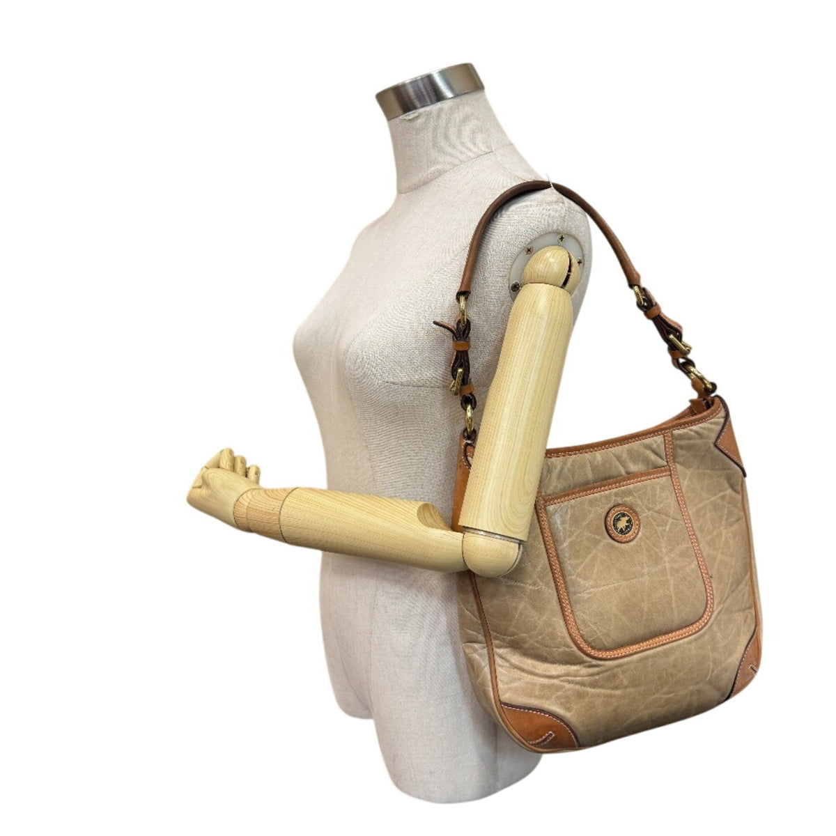 Hunting World Beige Beige Brown Leather Nylon Shoulder Bag (Pre-Owned)