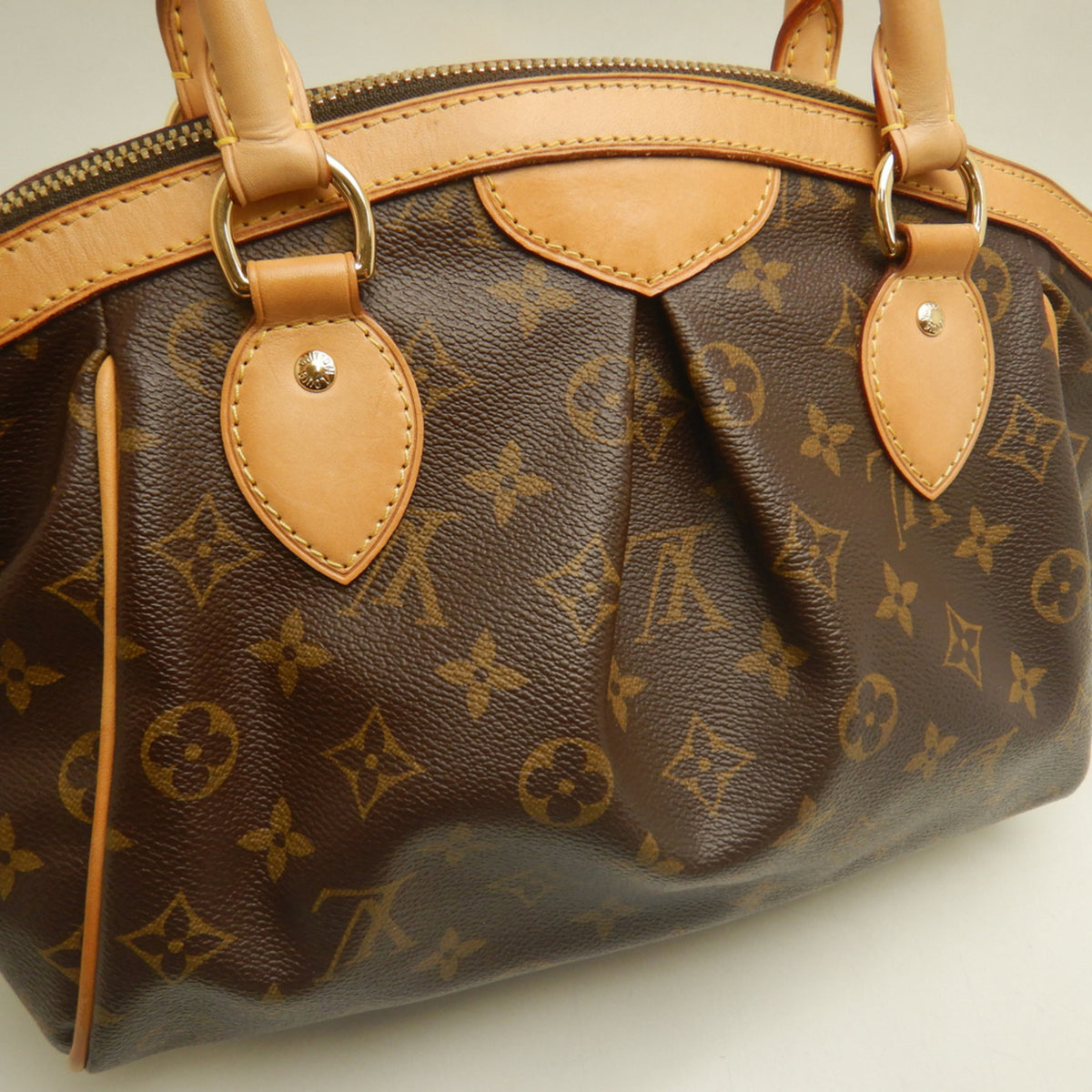 Louis Vuitton Brown Monogram Canvas Handbag (Pre-Owned)