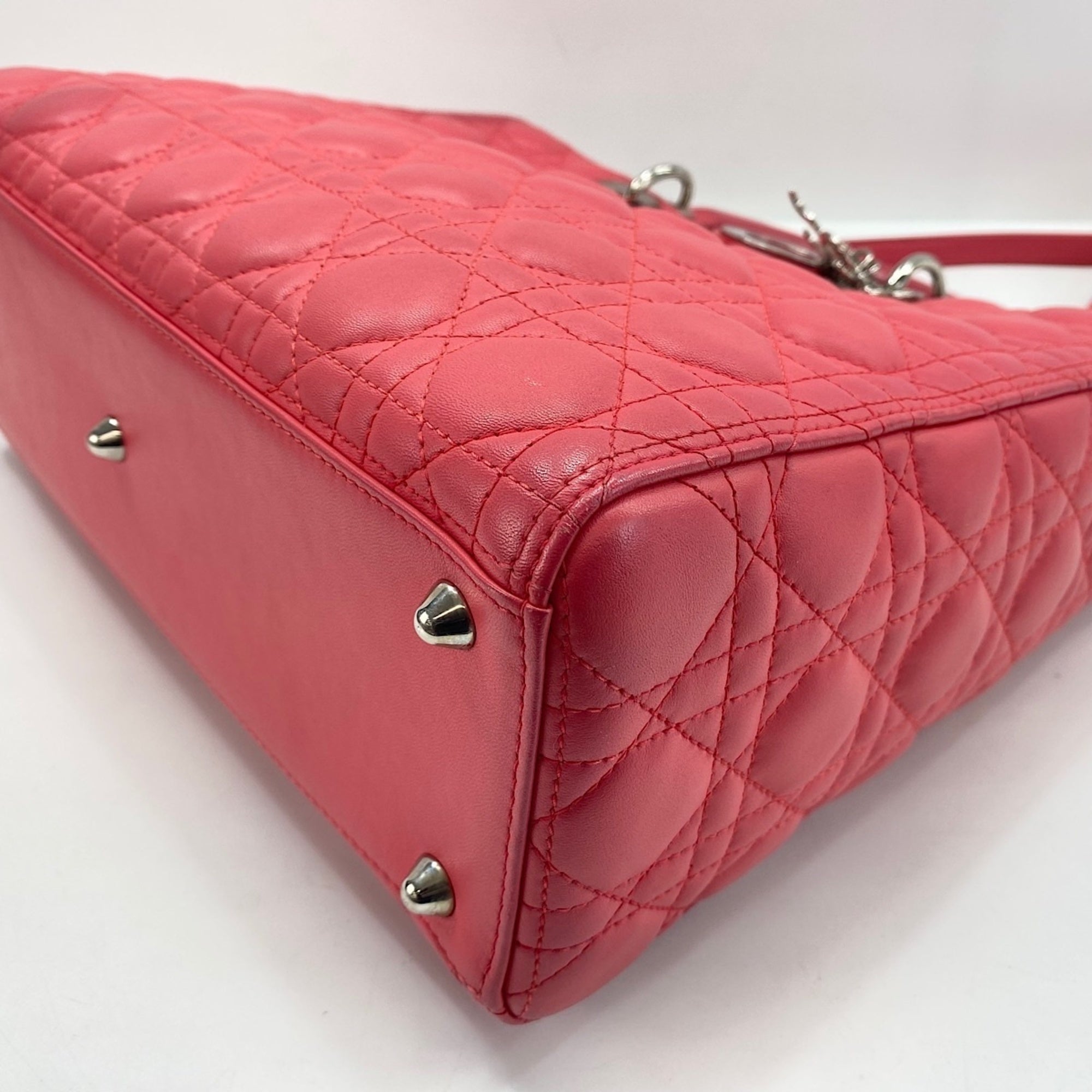 Christian Dior Pink Leather Handbag (Pre-Owned)