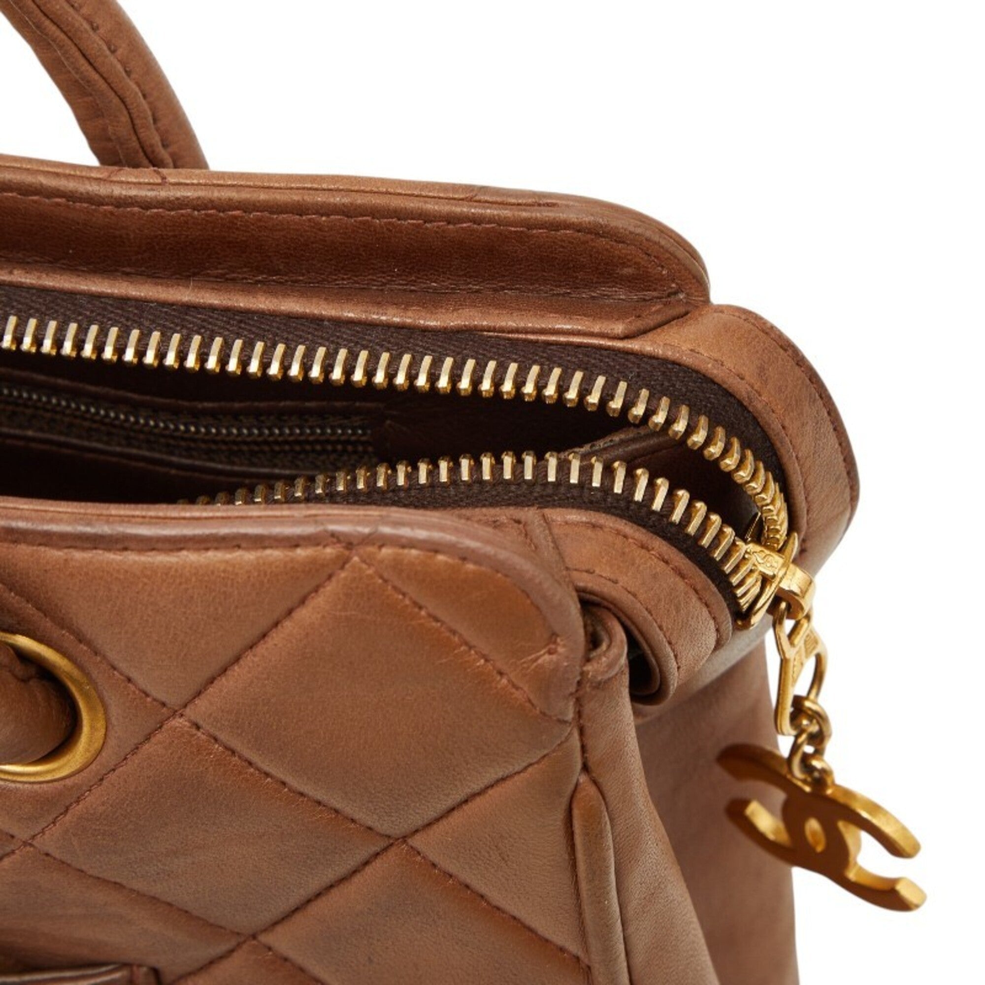 Chanel Matelasse Brown Leather Handbag (Pre-Owned)