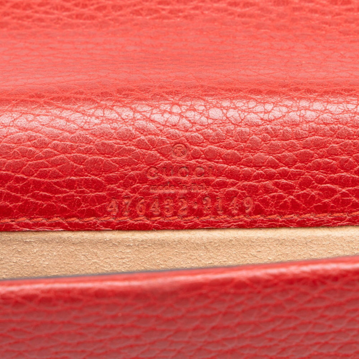 Gucci Red Color Leather Shoulder Bag (Pre-Owned)