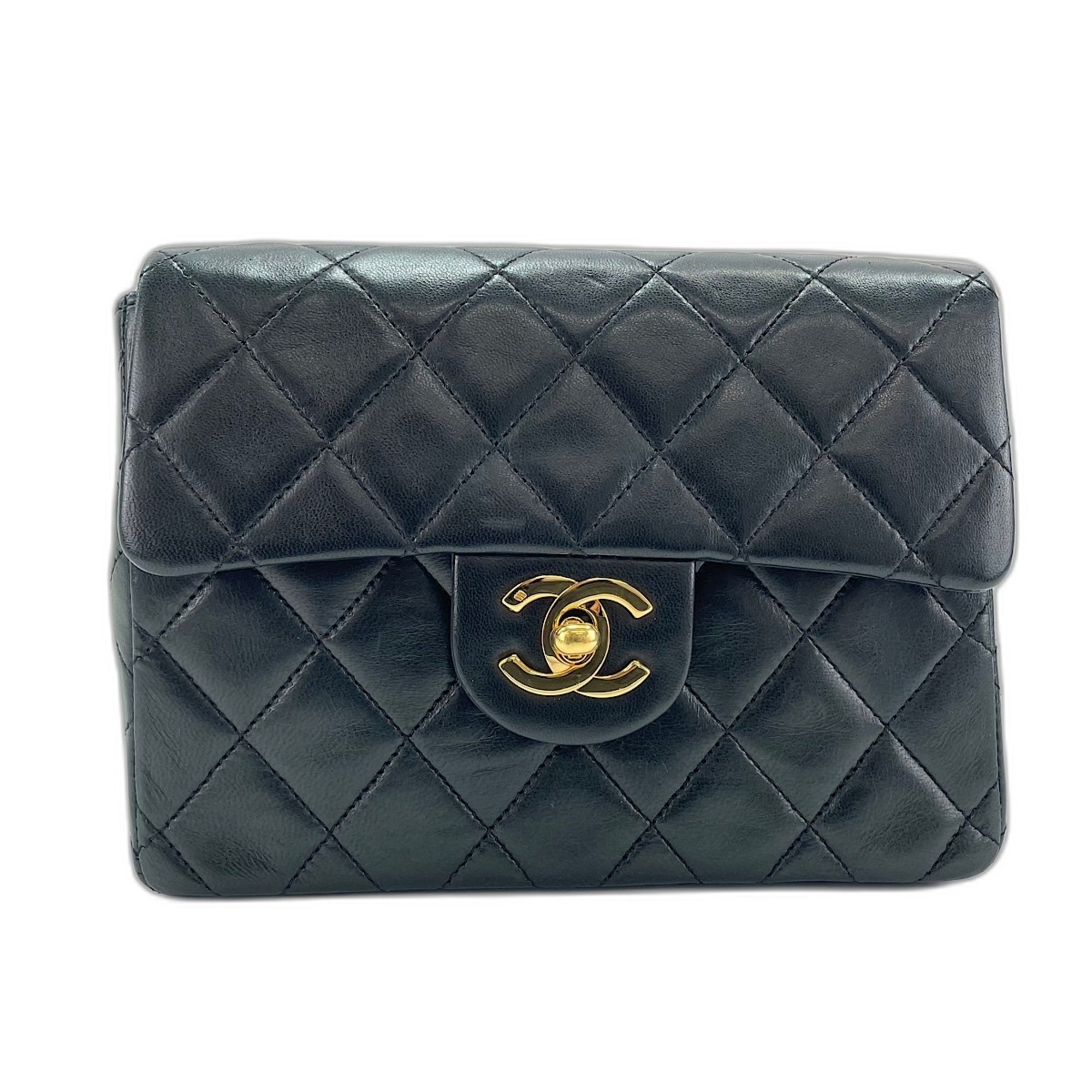 Chanel Black Shoulder Bag (Pre-Owned)