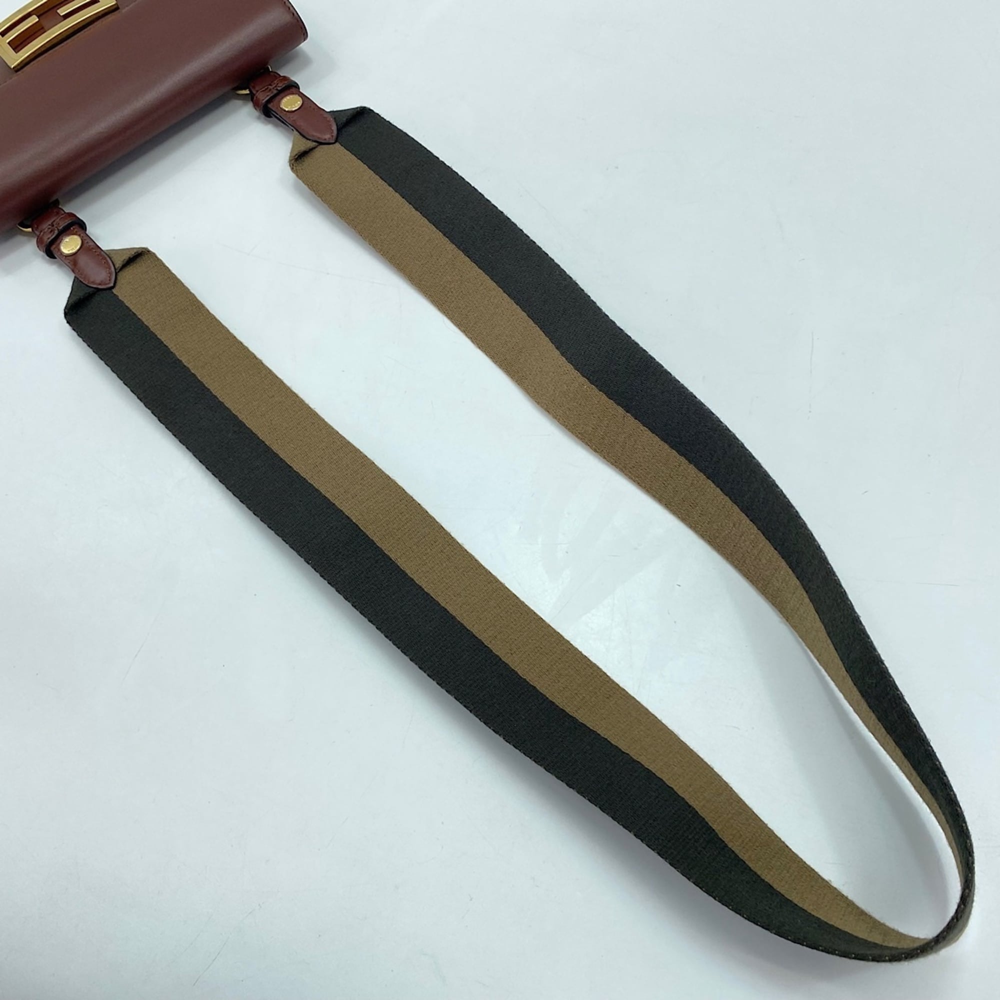 Fendi Brown Shoulder Bag (Pre-Owned)