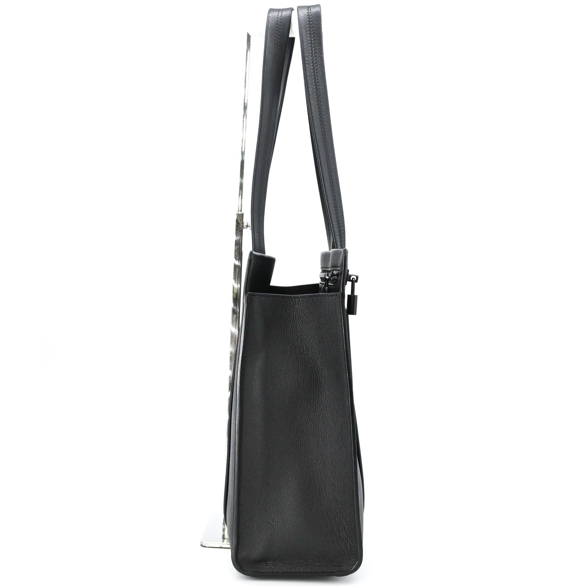 Louis Vuitton Black Leather Tote Bag (Pre-Owned)