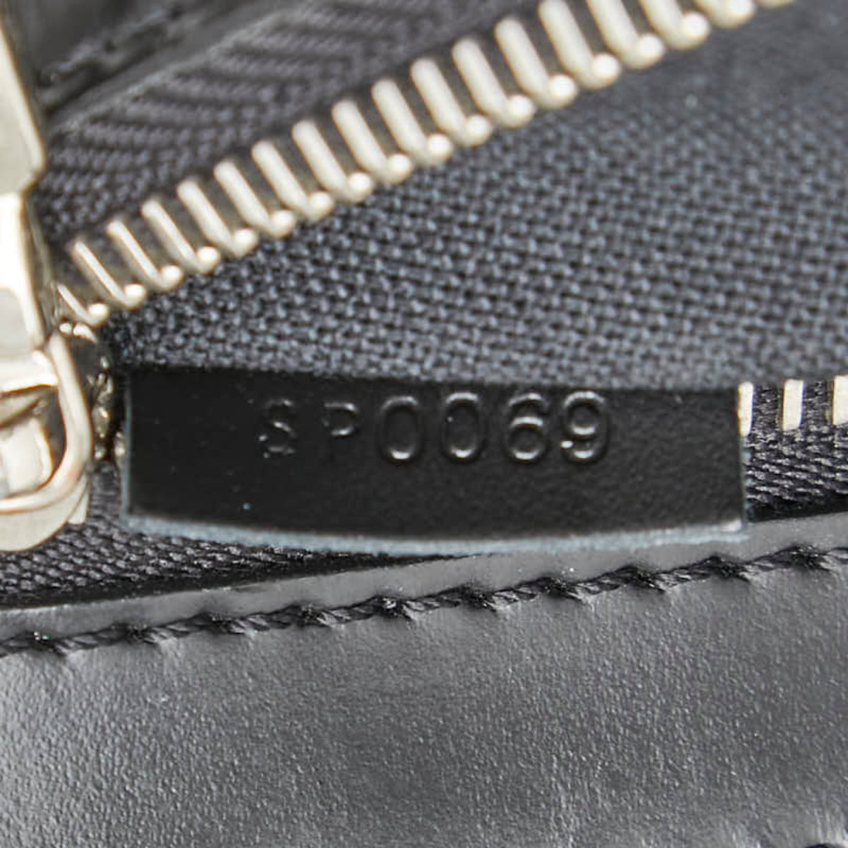 Louis Vuitton Black Pvc Leather Shoulder Bag (Pre-Owned)