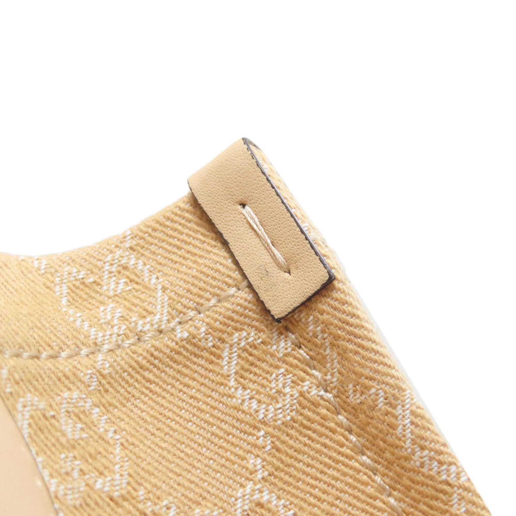 Gucci Beige Canvas Handbag (Pre-Owned)