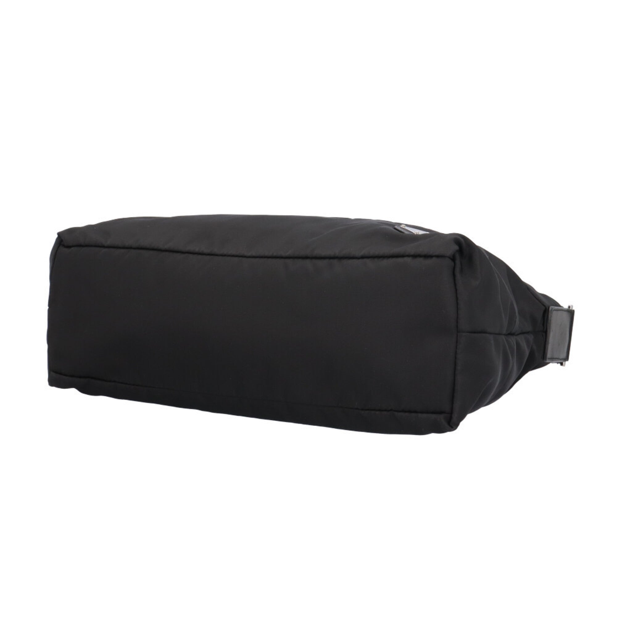 Prada Black Nylon Shoulder Bag (Pre-Owned)
