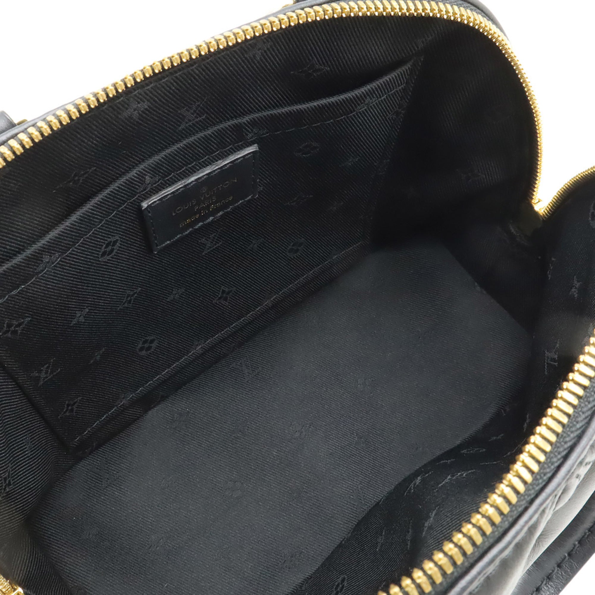 Louis Vuitton Black Noir White Quilting Handbag Shoulder Bag (Pre-Owned)