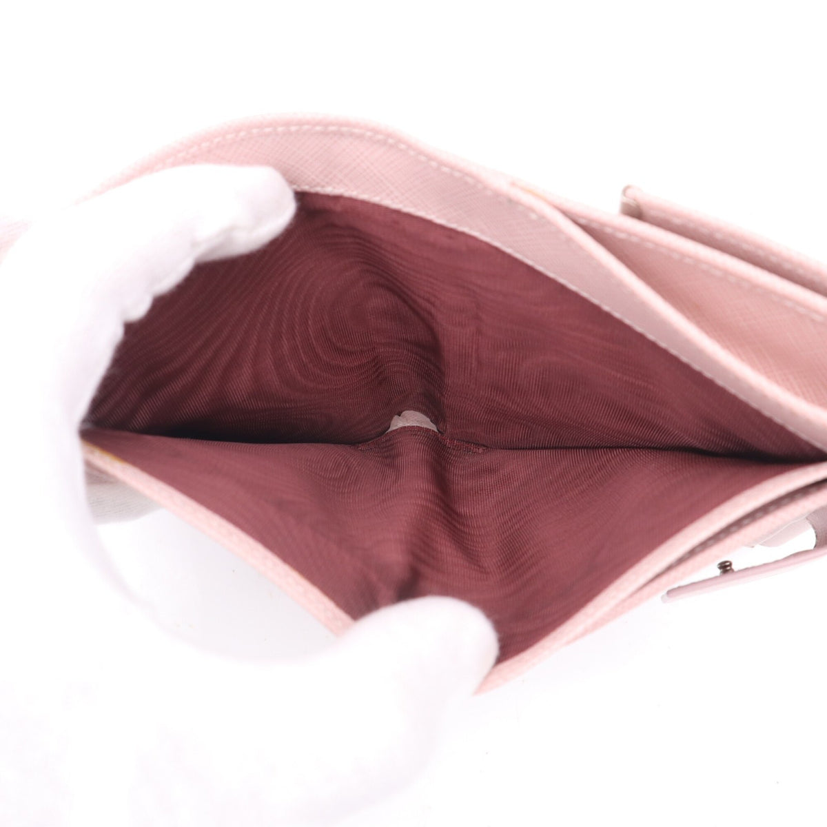Salvatore Ferragamo Gancini Pink Leather Wallet (Bi-Fold) (Pre-Owned)
