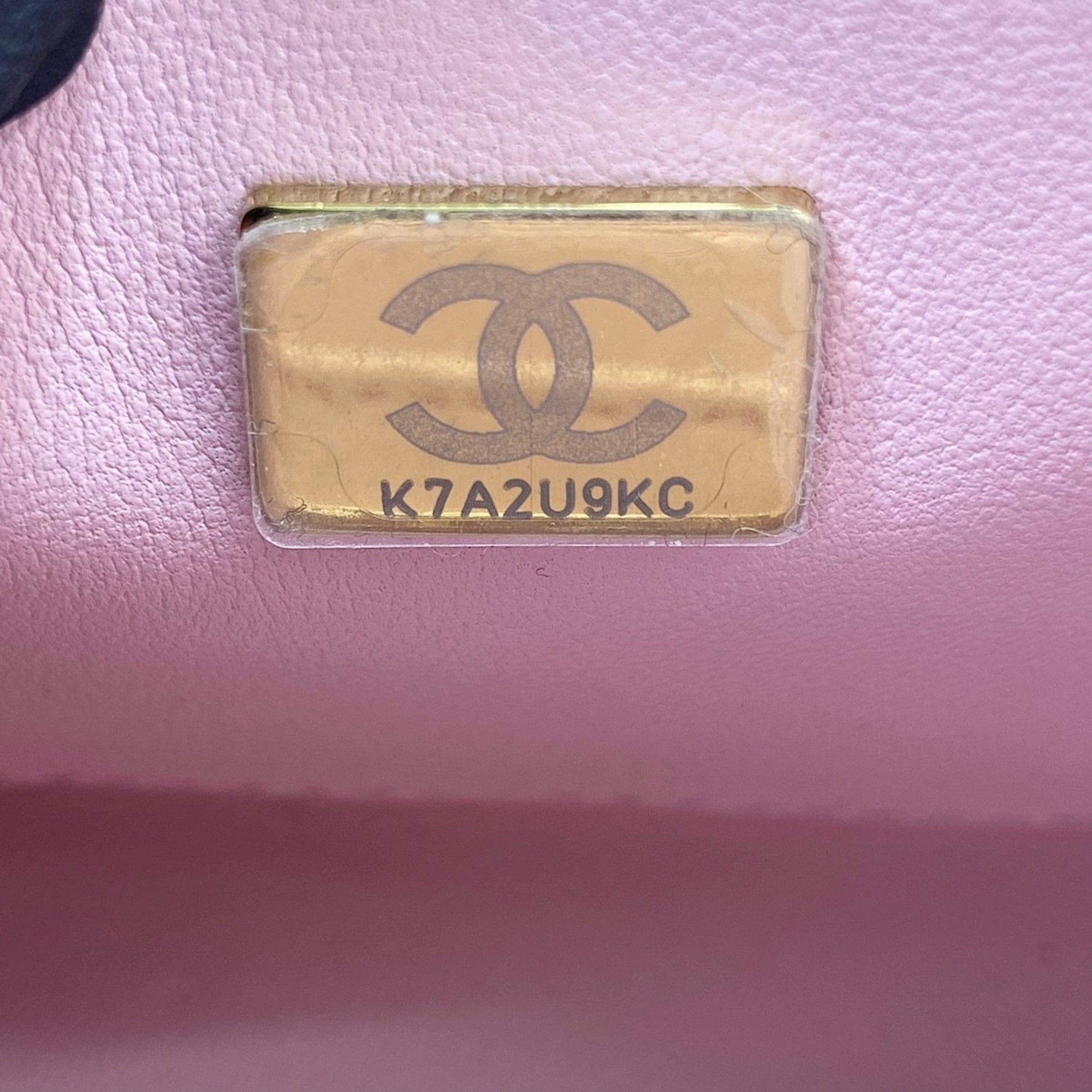 Chanel Pink Tweed Shoulder Bag (Pre-Owned)