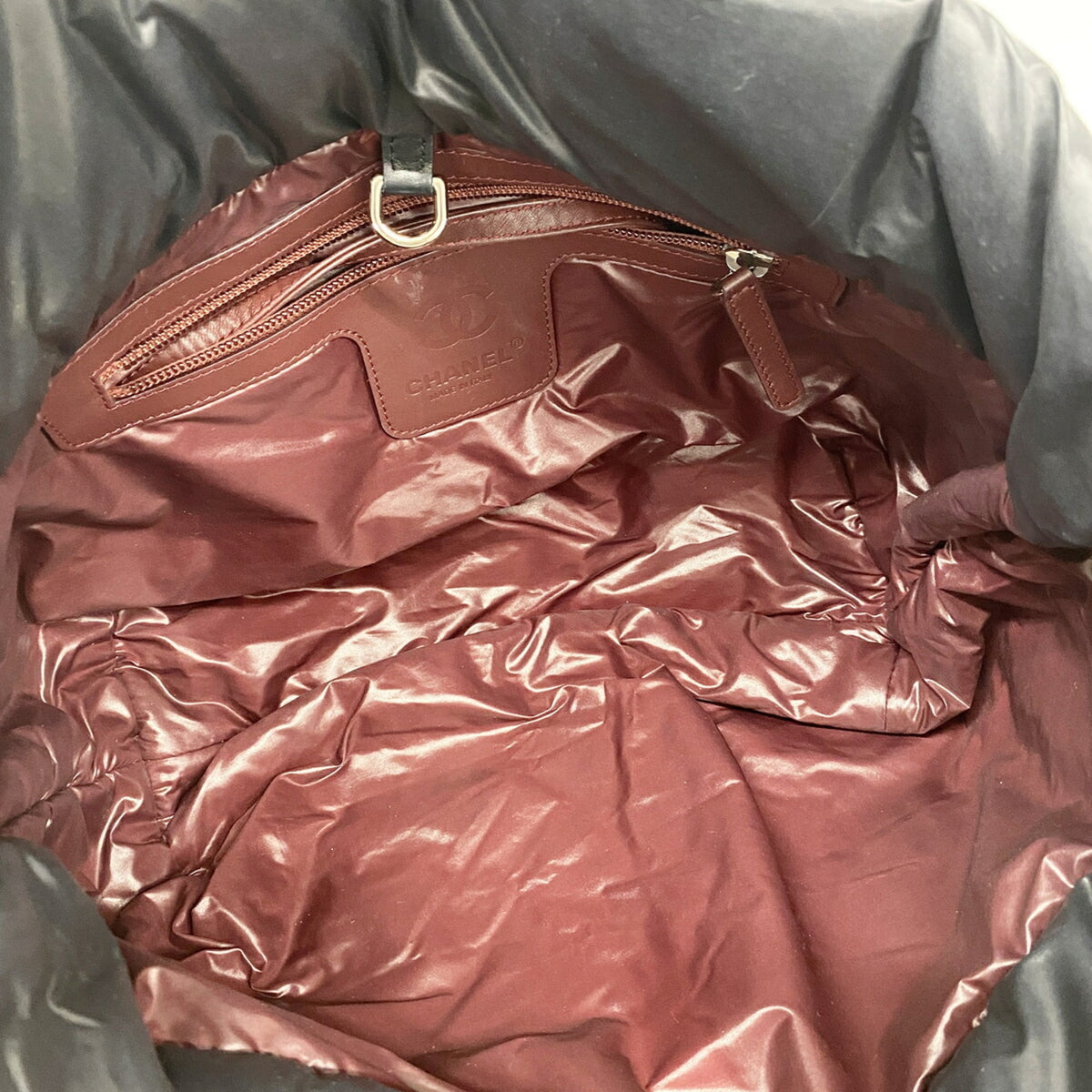 Chanel Black Nylon Tote Bag (Pre-Owned)