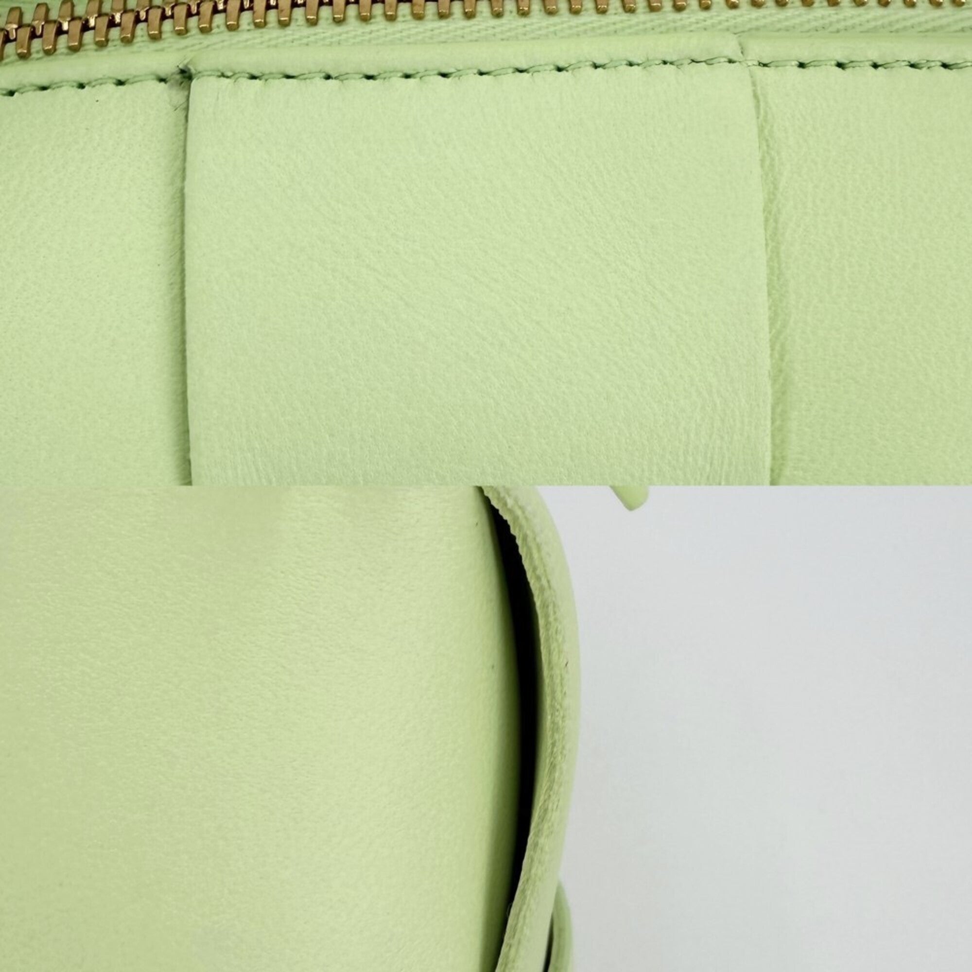 Bottega Veneta Light Green Leather Handbag Shoulder Bag (Pre-Owned)