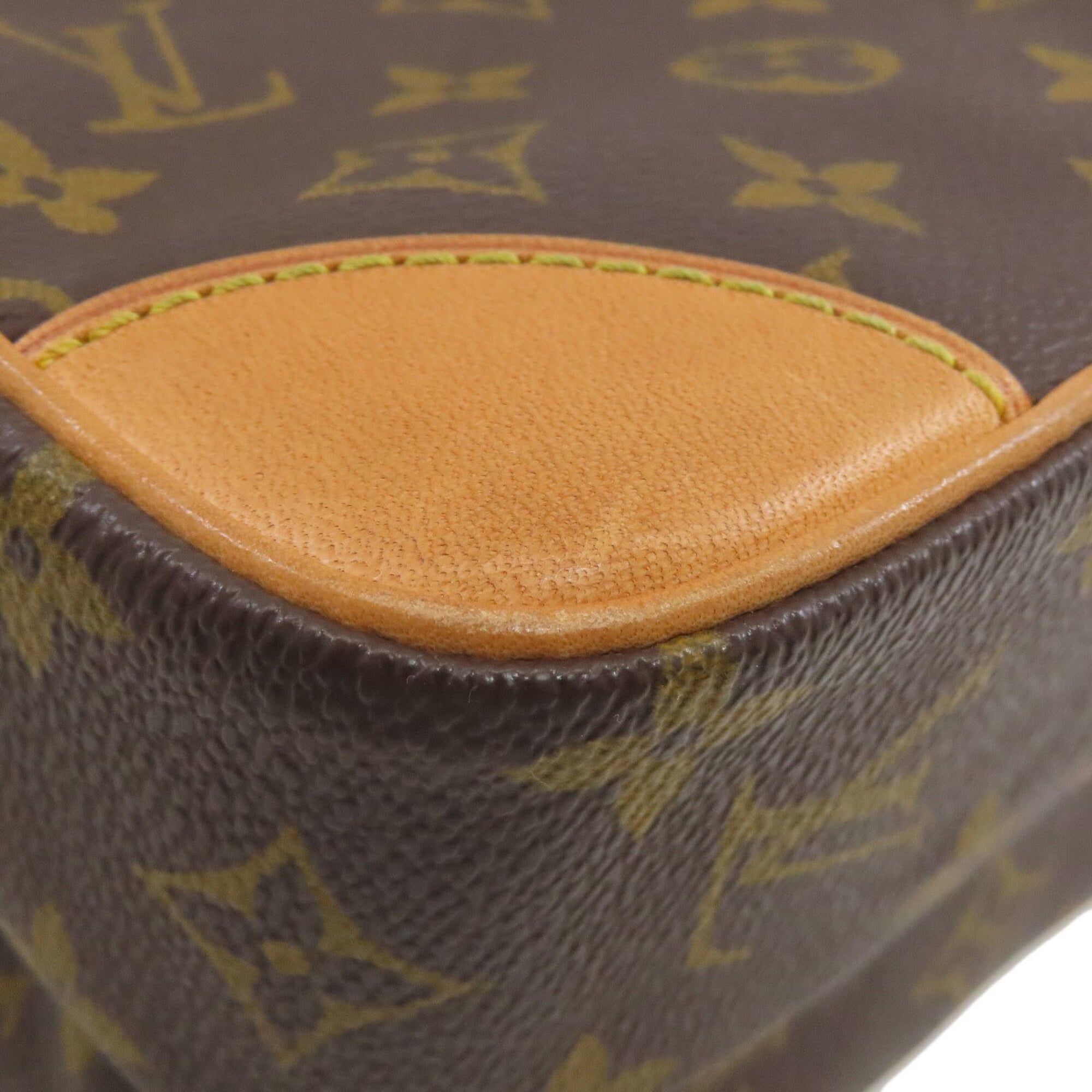 Louis Vuitton Monogram Monogram Canvas Shoulder Bag (Pre-Owned)