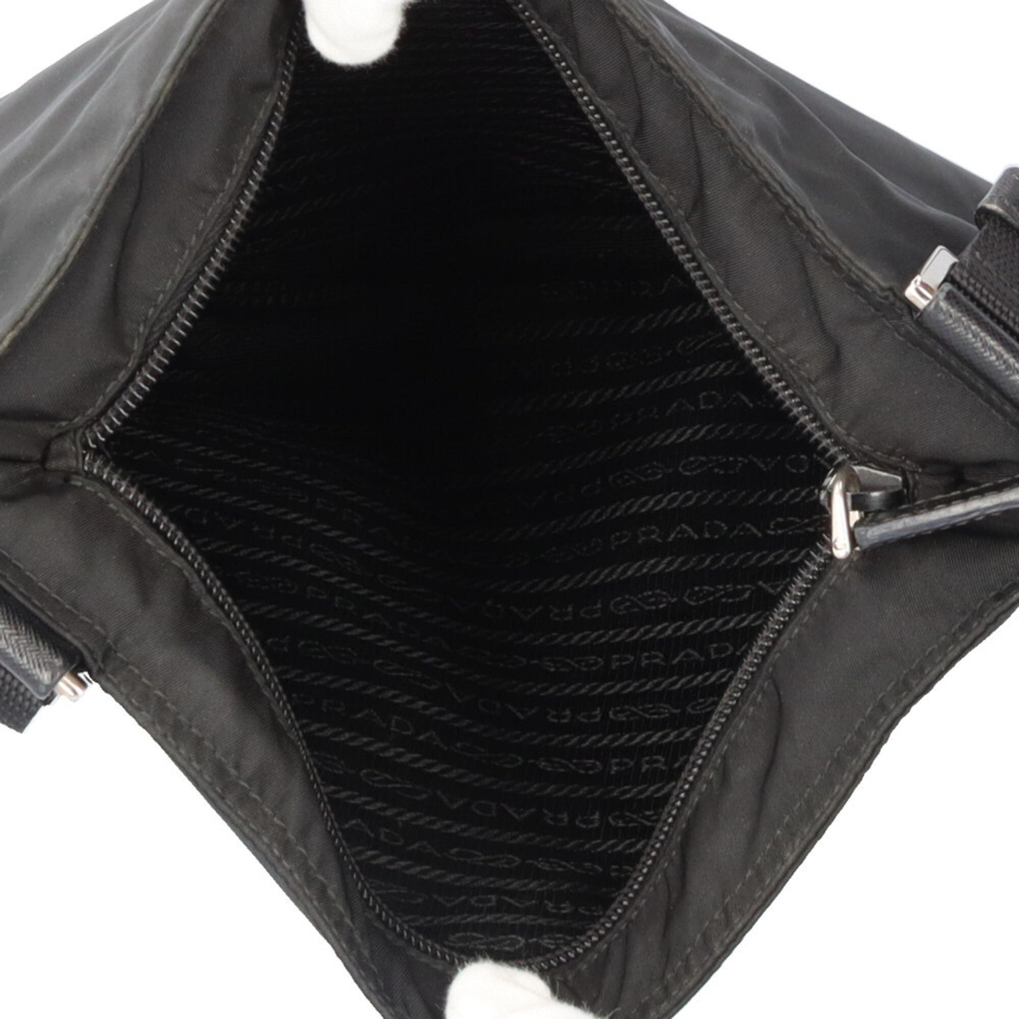 Prada Black Nylon Shoulder Bag (Pre-Owned)