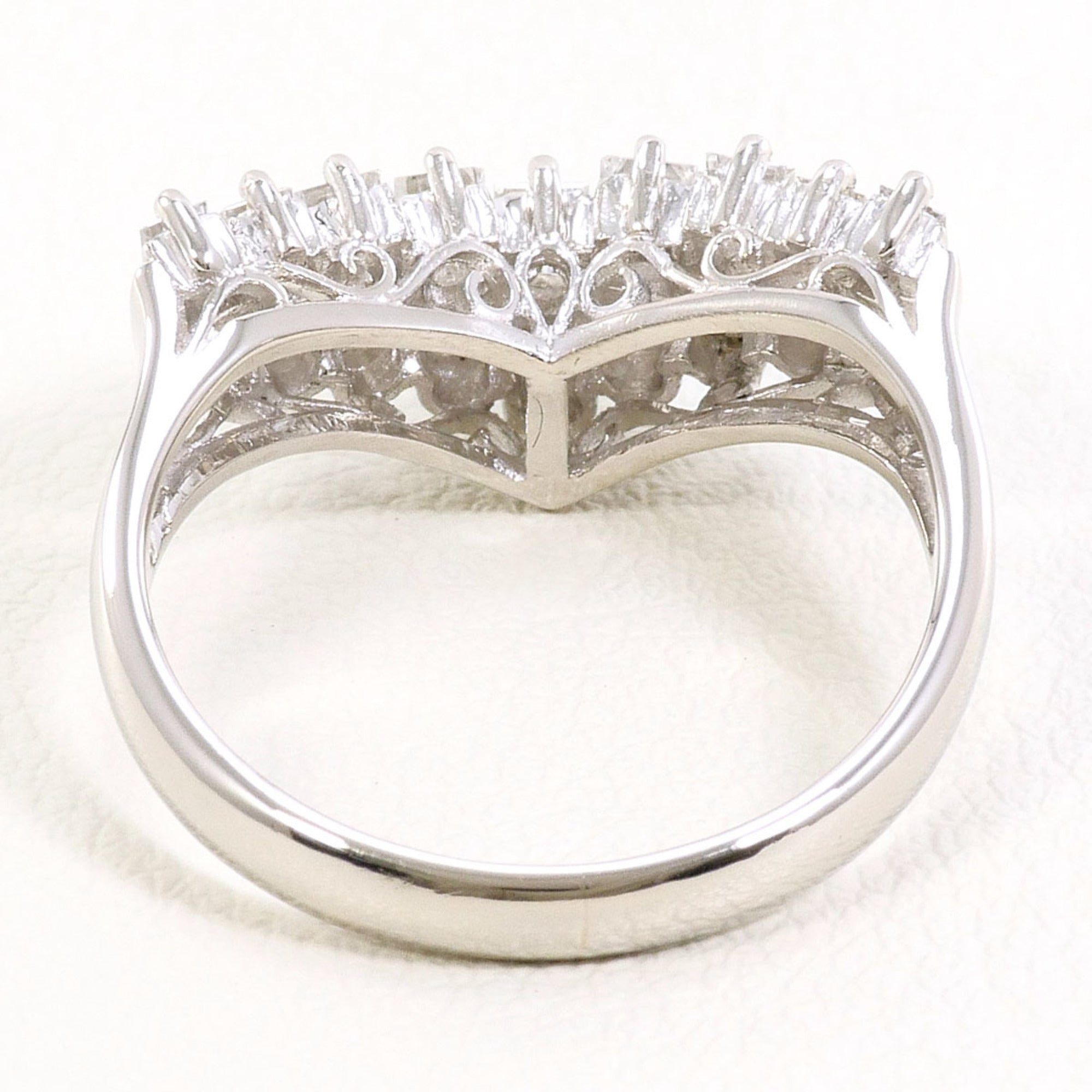 Unbranded Platinum Platinum 900 Band Ring (Pre-Owned)