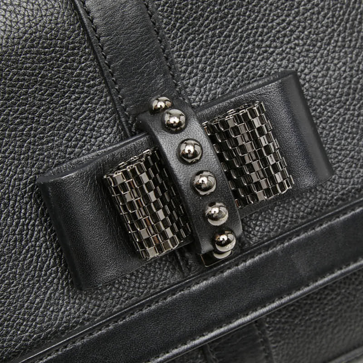 Christian Louboutin Black Leather Shoulder Bag (Pre-Owned)