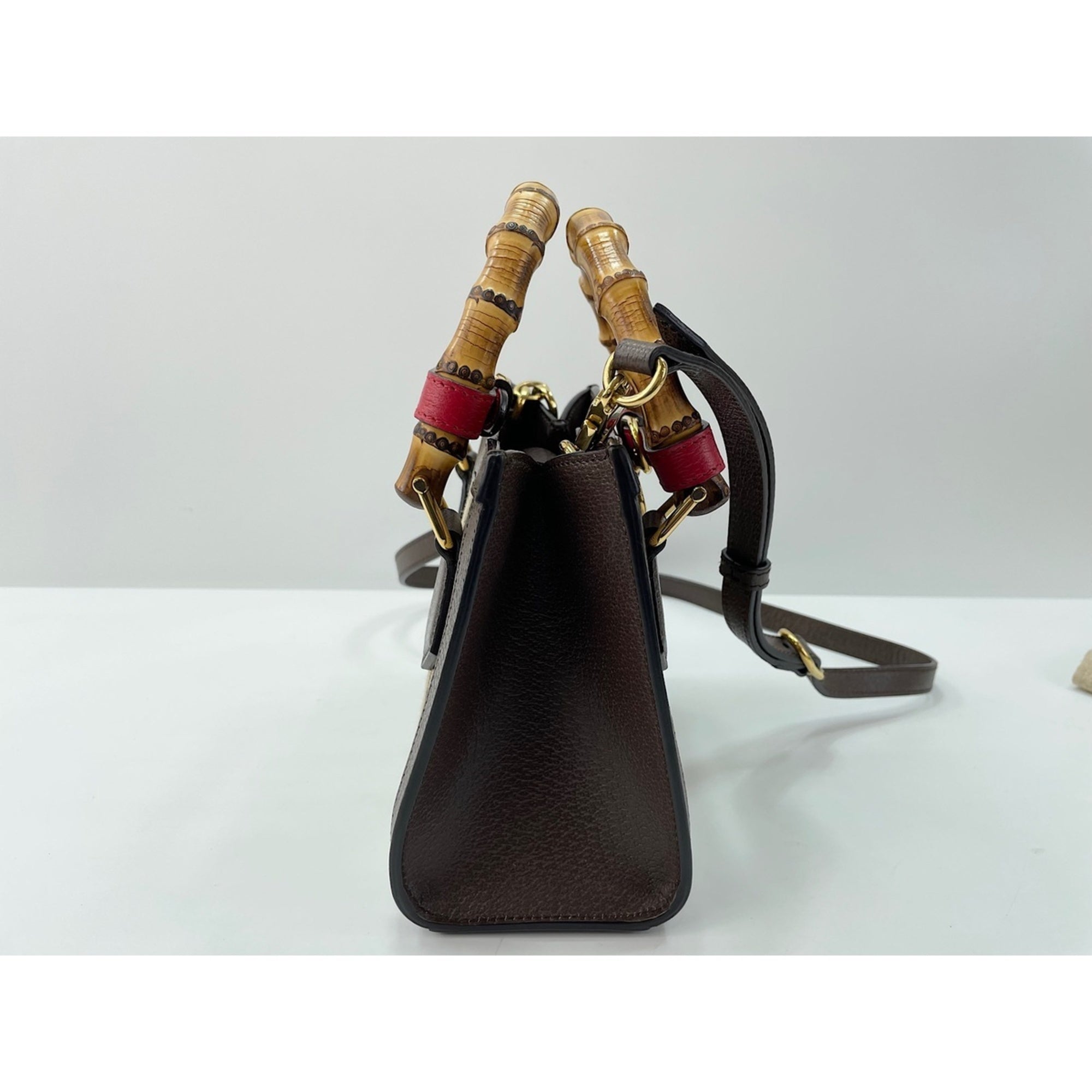 Gucci Black Handbag (Pre-Owned)